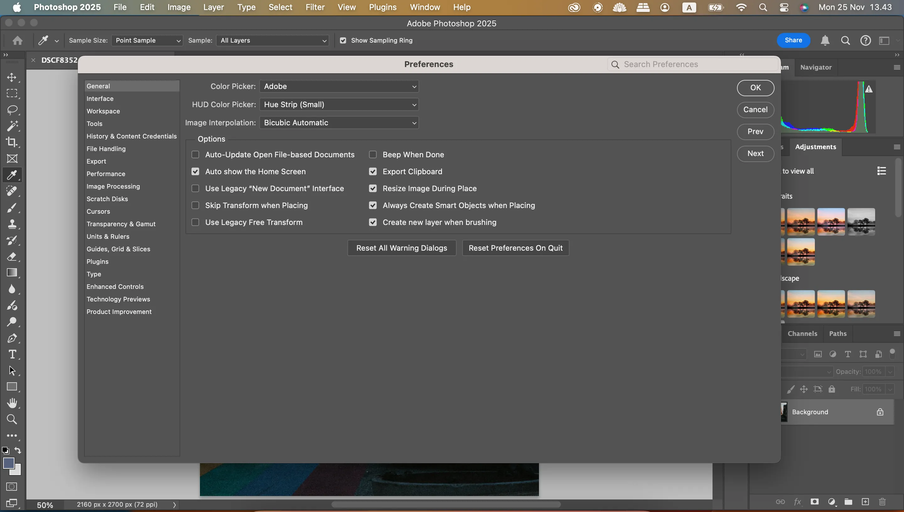 Các bước đặt lại cài đặt ưu tiên (preferences) trong Adobe Photoshop qua menu Settings