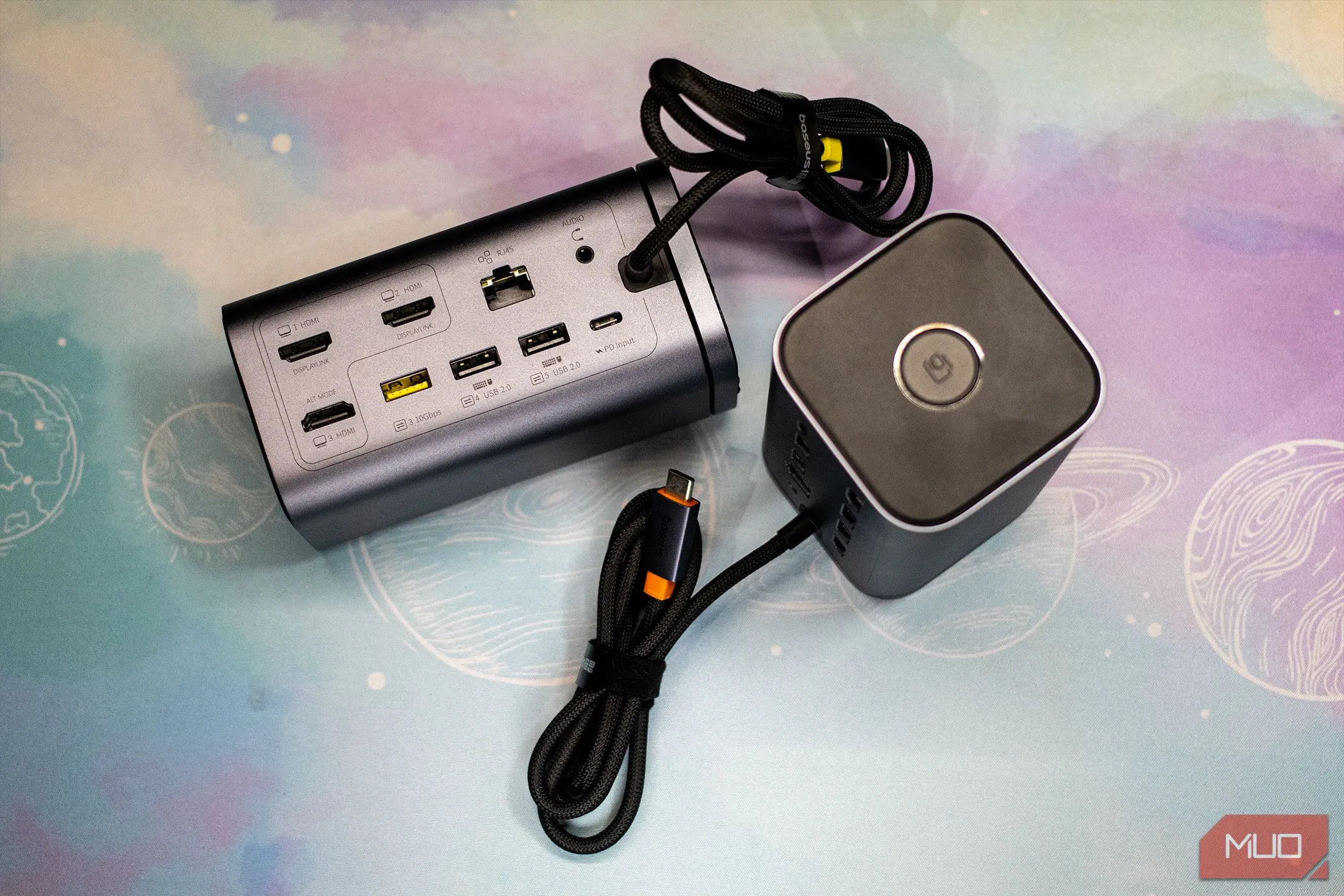 Các cổng kết nối phía sau của Baseus Spacemate 11-in-1 Docking Station bao gồm USB-C PD, Ethernet và USB-A