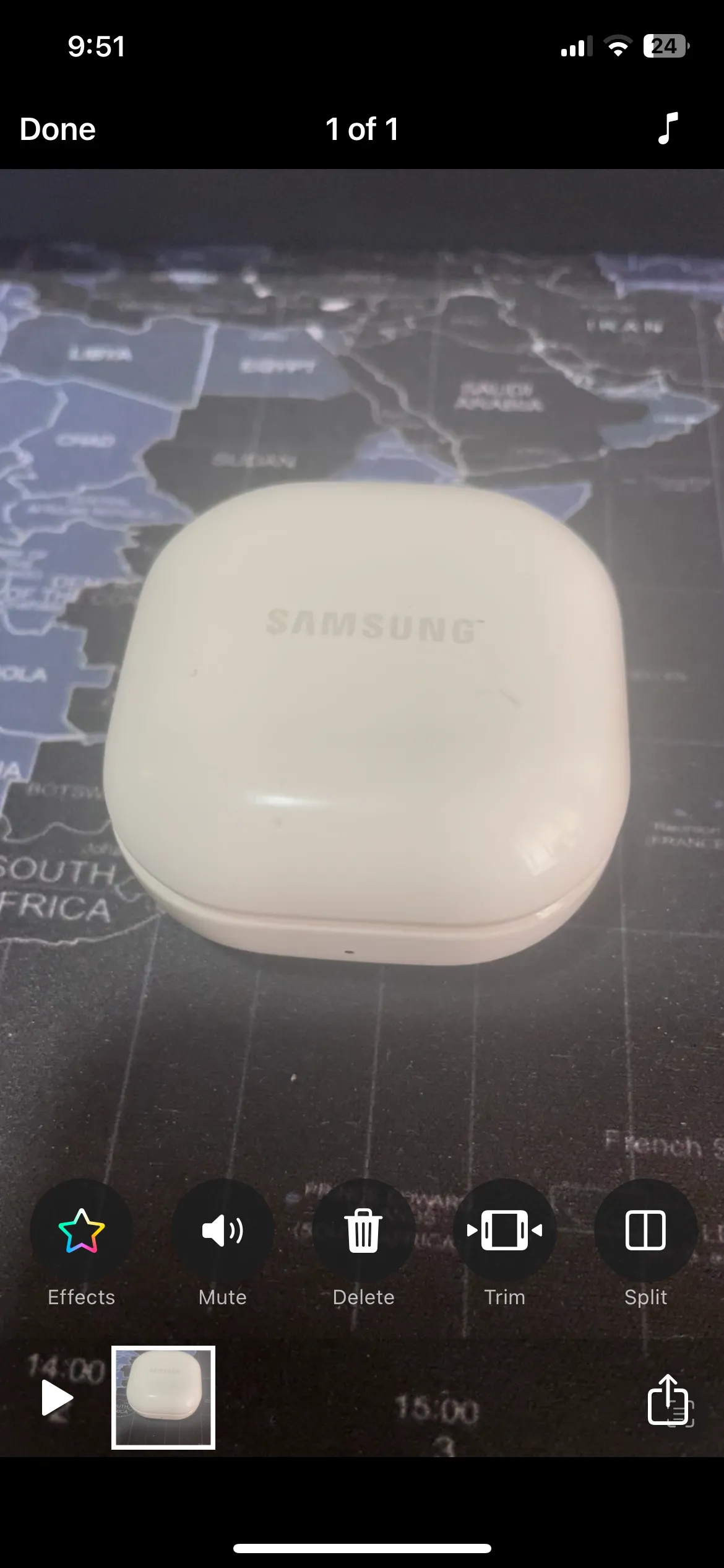 Các tùy chọn chỉnh sửa video sáng tạo trong ứng dụng Clips của Apple trên iPhone.