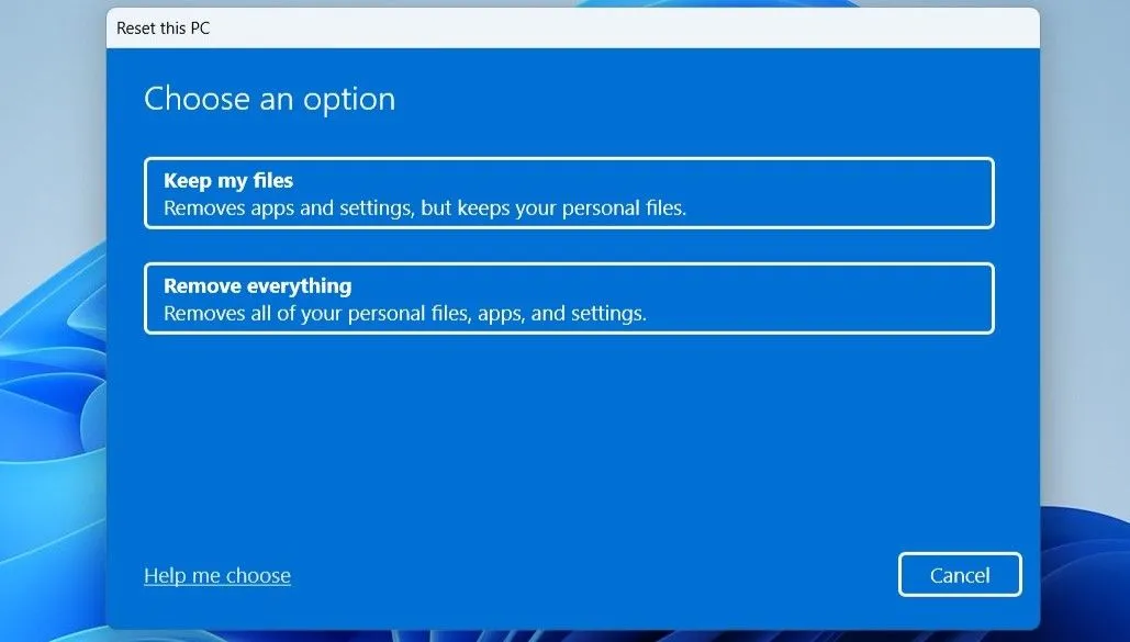 Các tùy chọn đặt lại máy tính Windows 11 khi giữ lại file cá nhân trong ứng dụng Cài đặt.