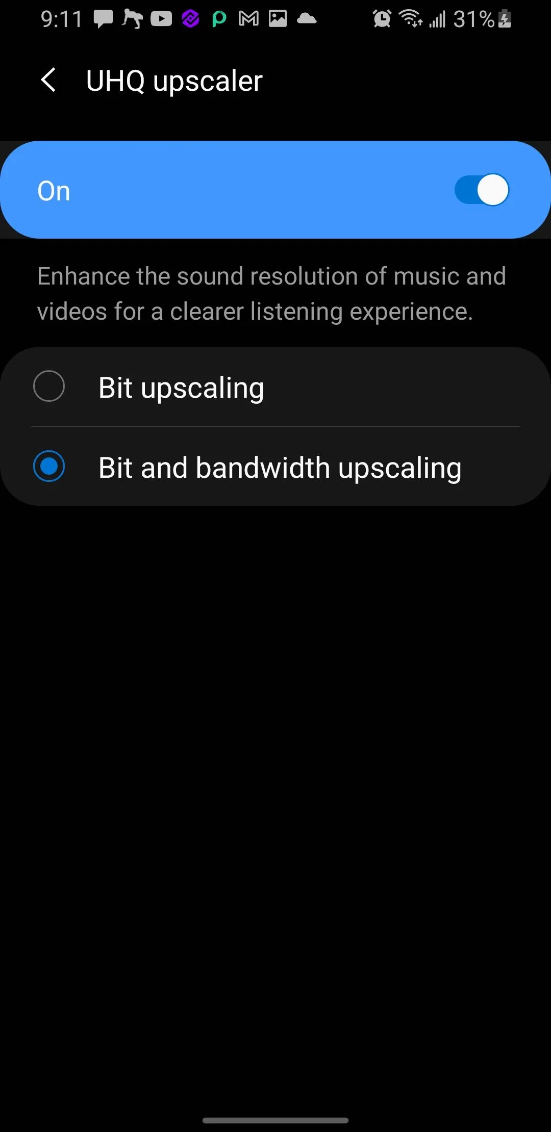 Các tùy chọn Nâng cấp UHQ trên điện thoại Samsung, bao gồm Bit Upscaling và Bit và Băng thông Upscaling.