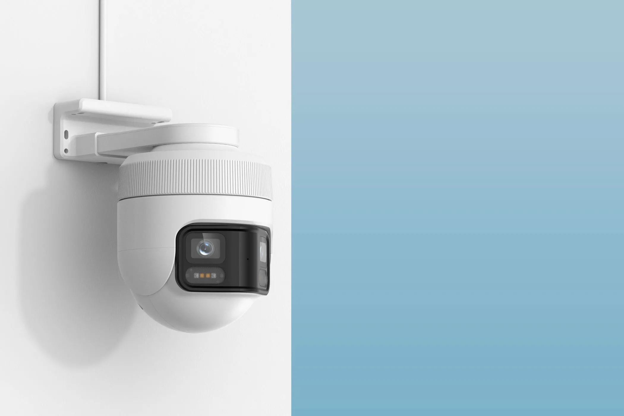 Cách lắp đặt camera IMILAB EC6 Panorama trên tường ngoài trời, cho thấy tính linh hoạt trong cài đặt