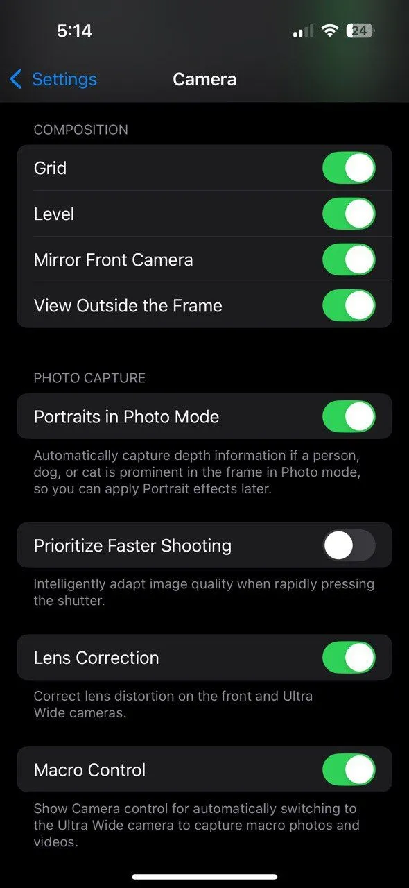 Cài đặt điều khiển chế độ macro trong ứng dụng camera iPhone 16