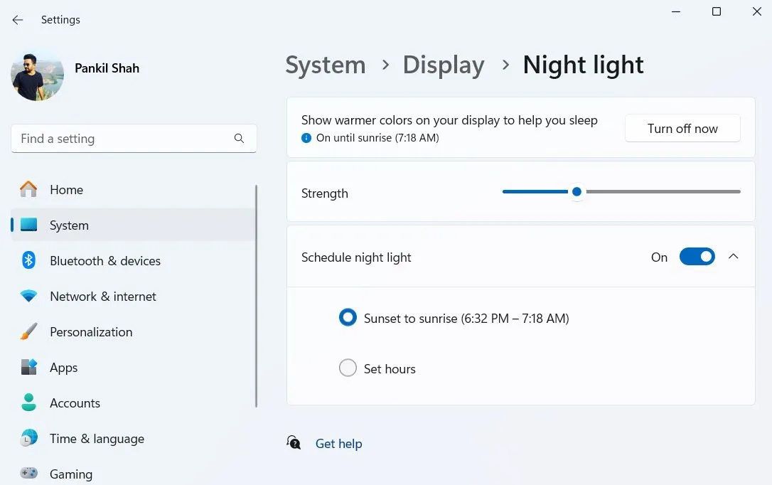 Cài đặt Night Light trong ứng dụng Cài đặt Windows