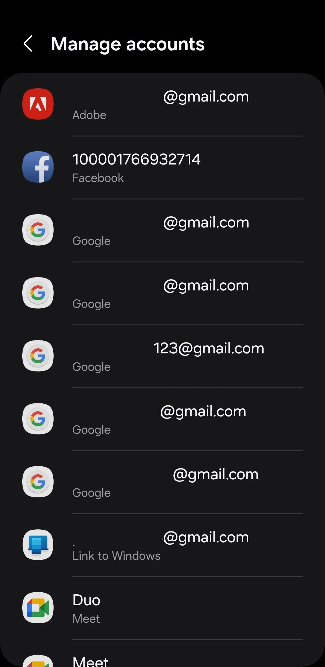 Danh sách các tài khoản đã đăng nhập trên điện thoại Android, minh họa nơi quản lý tùy chọn đồng bộ
