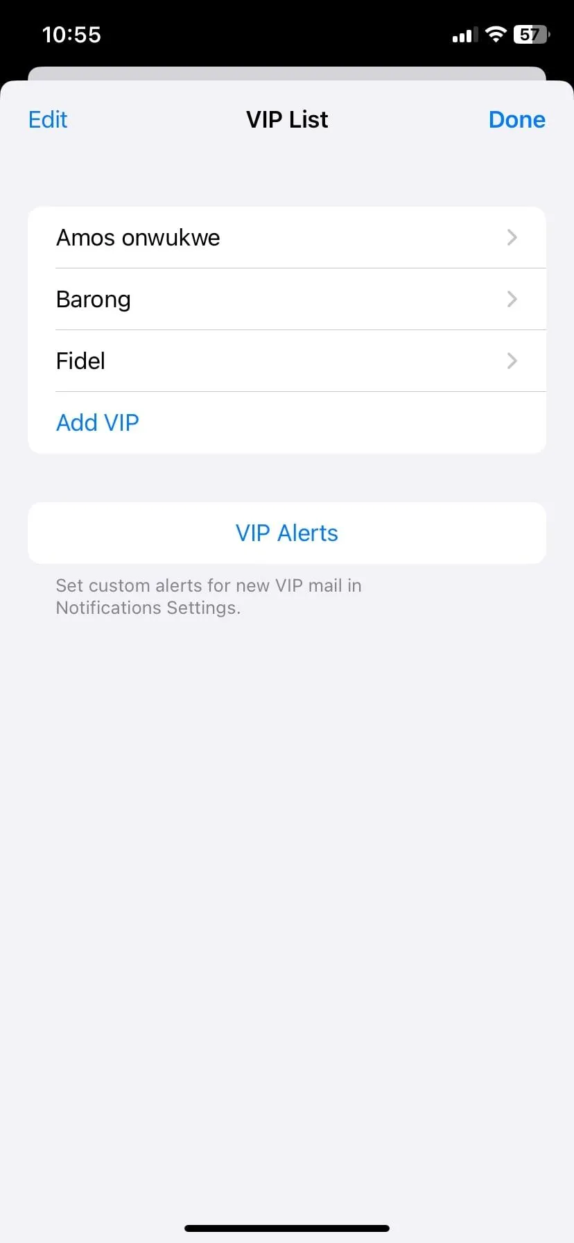 Danh sách địa chỉ liên hệ VIP trong Apple Mail, hiển thị cách quản lý người gửi quan trọng