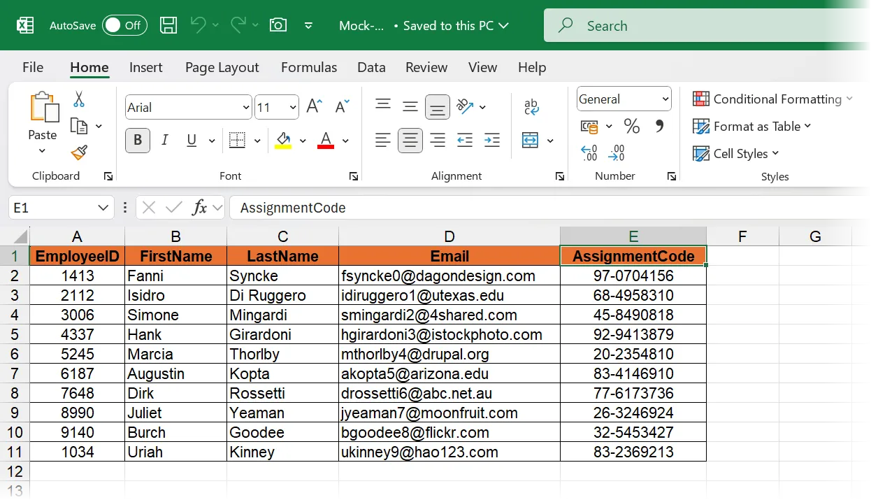 Dữ liệu mẫu trong bảng tính Excel được tổ chức khoa học để chuẩn bị cho quá trình trộn thư (Mail Merge)