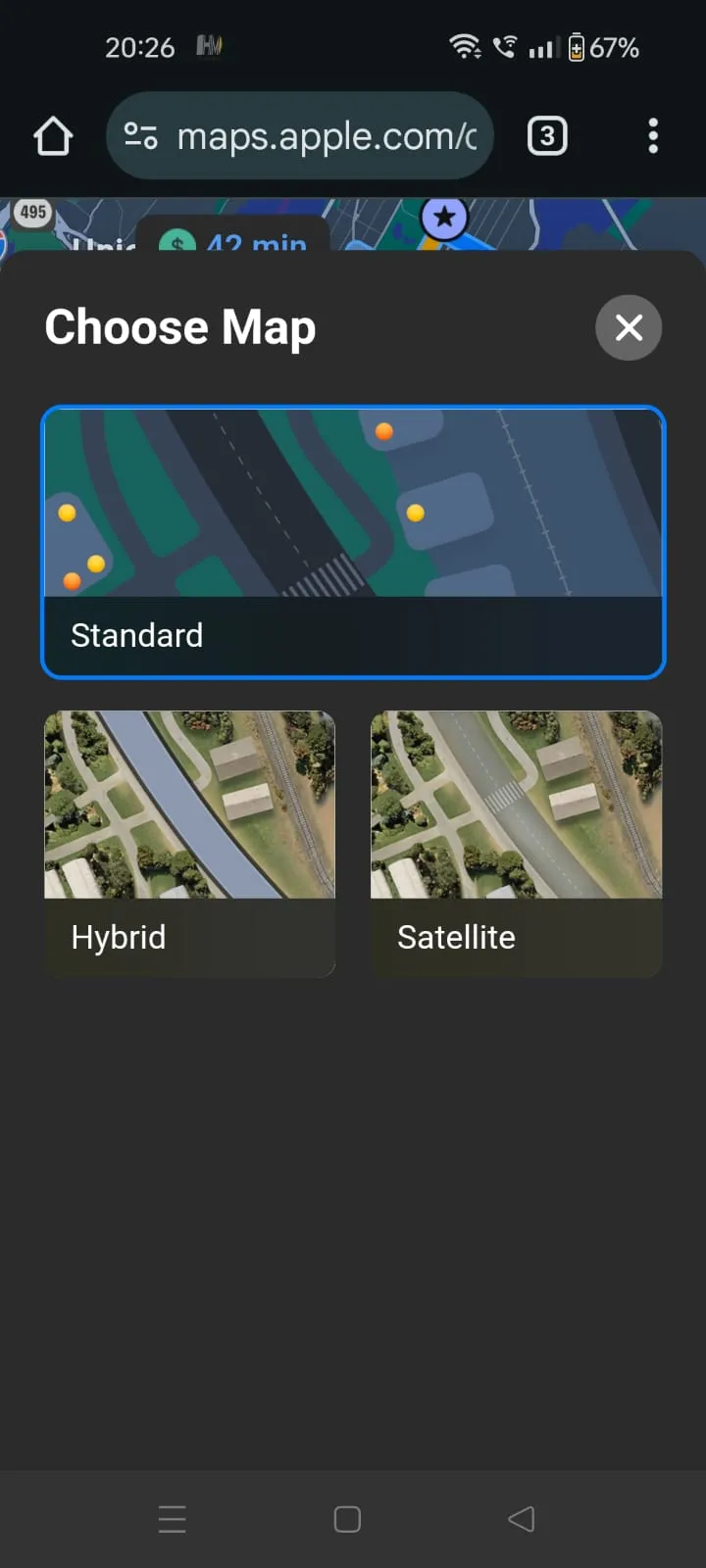 Giao diện bản đồ Apple Maps với các tùy chọn xem vệ tinh và hỗn hợp trên trình duyệt di động.