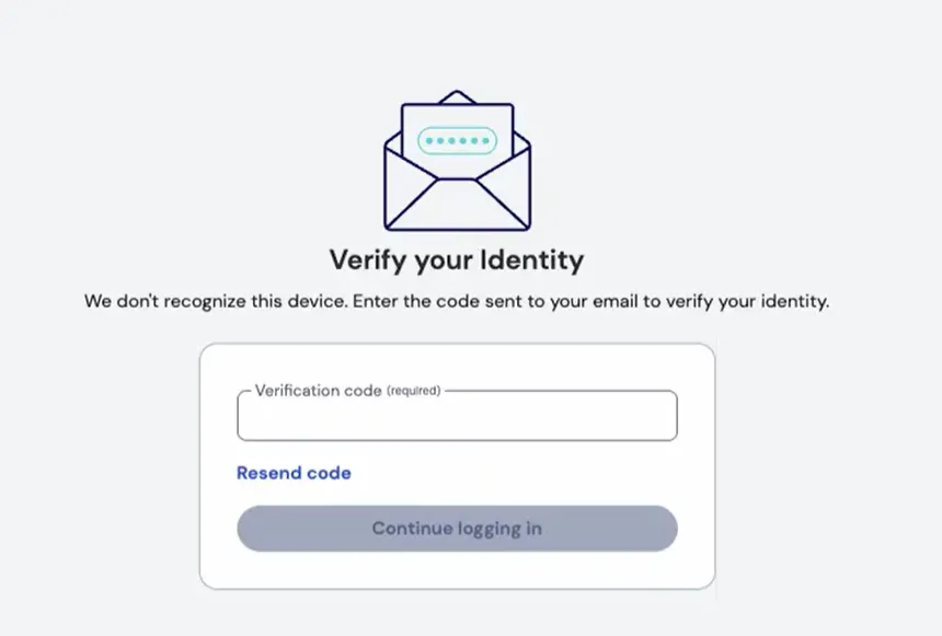 Giao diện Bitwarden hiển thị cài đặt xác thực hai yếu tố (2FA) qua email, minh họa thêm một lớp bảo mật tài khoản.