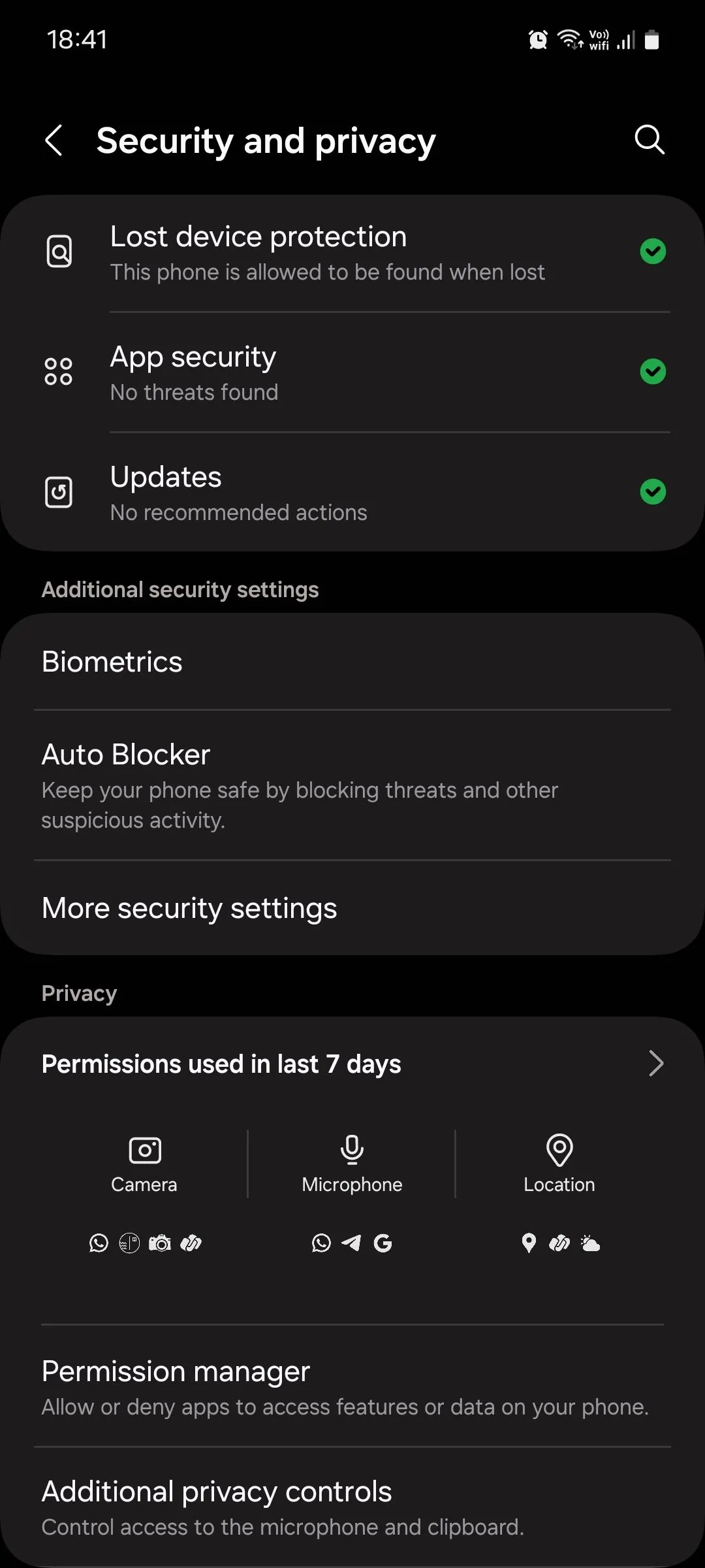 Giao diện cài đặt Bảo mật và quyền riêng tư Samsung One UI, bật Auto Blocker
