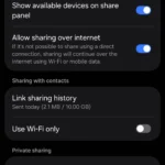 Giao diện cài đặt Quick Share trên điện thoại Samsung Galaxy, hiển thị tùy chọn "Chia sẻ riêng tư" (Private Sharing).