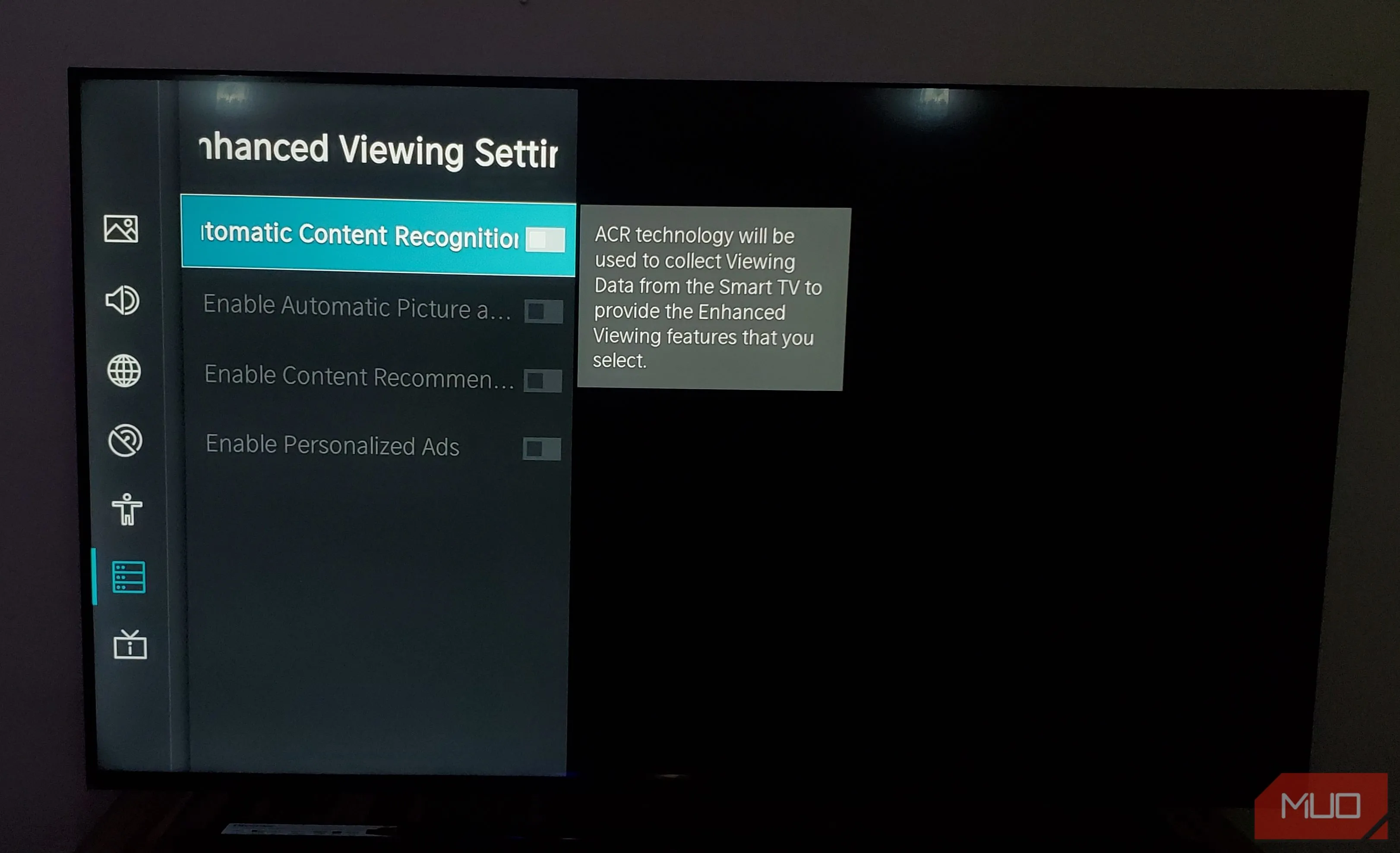 Giao diện cài đặt tắt tính năng Nhận diện Nội dung Tự động (ACR) trên một chiếc Smart TV Hisense.