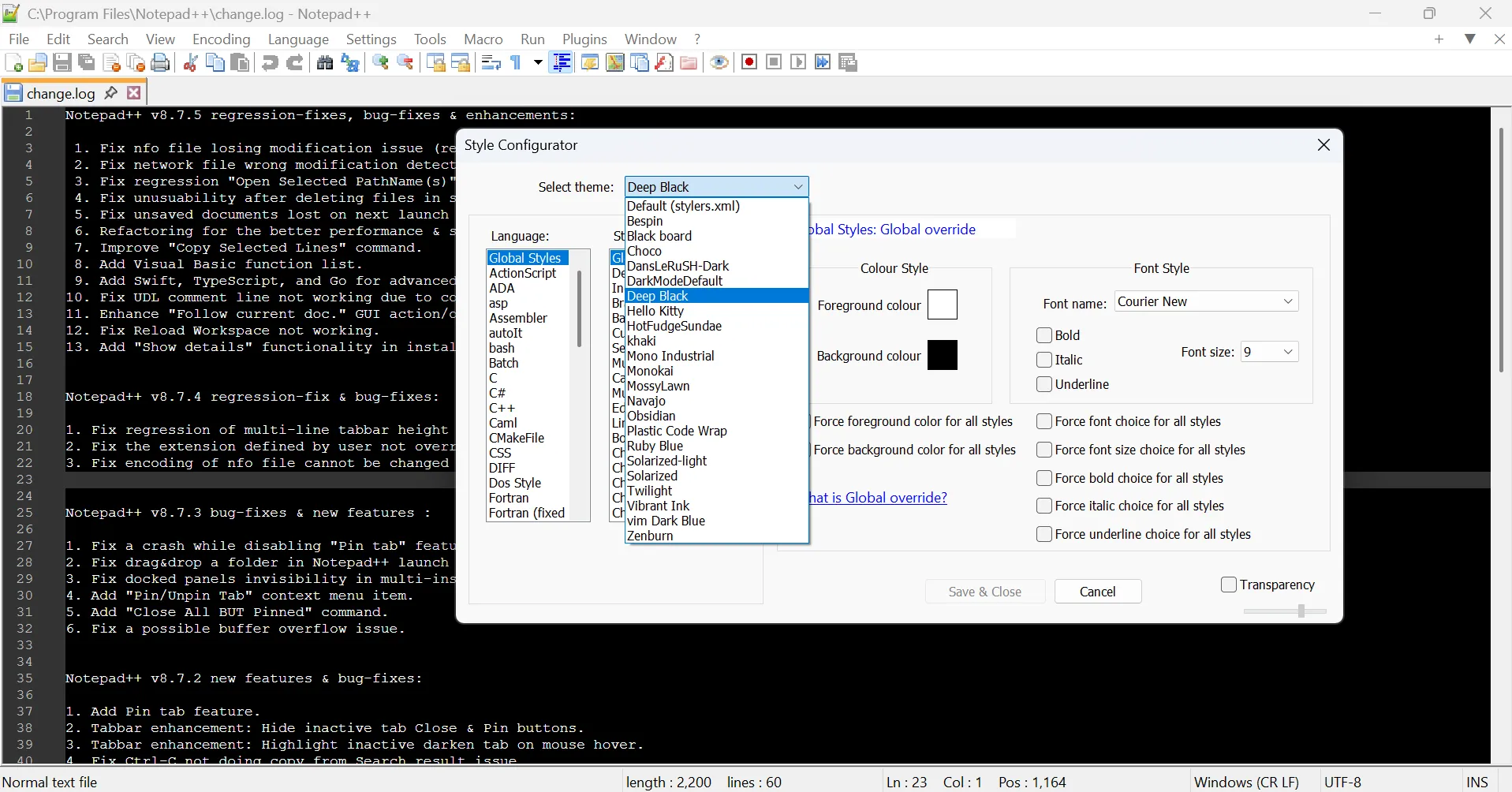 Giao diện cấu hình kiểu (Style Configurator) trong Notepad++ với chủ đề Deep Black đang hoạt động