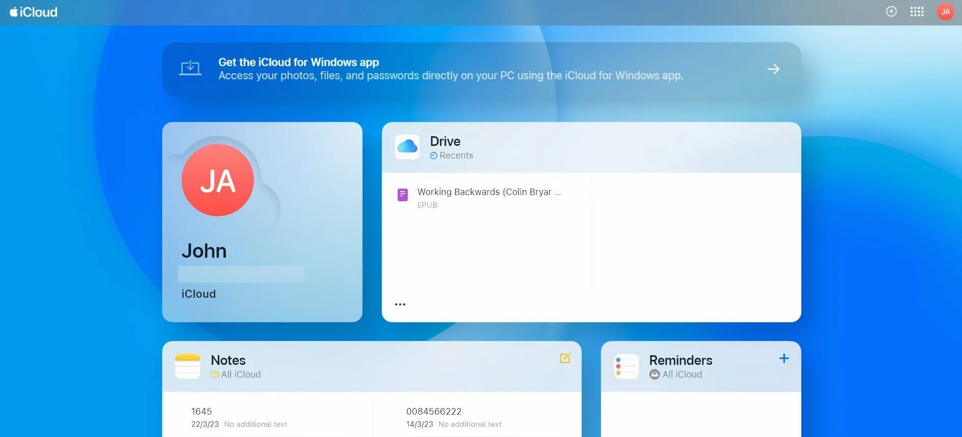 Giao diện iCloud trên trình duyệt web máy tính, minh họa việc truy cập iCloud từ PC