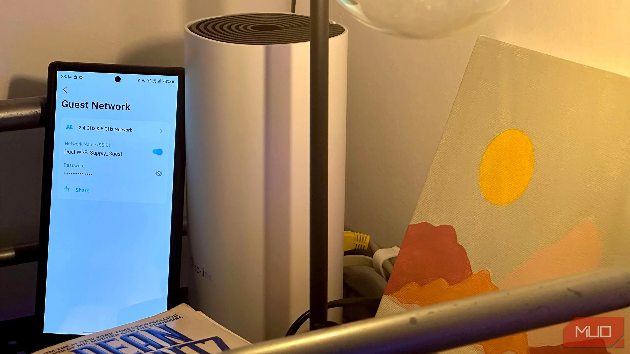 Giao diện ứng dụng TP-Link Deco hiển thị tùy chọn Mạng Khách (Guest Network) để thiết lập Wi-Fi riêng cho khách.