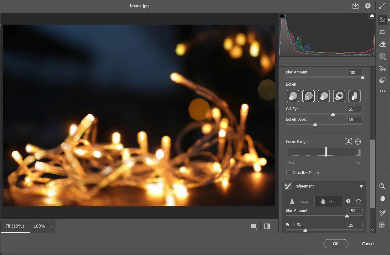 Hiệu ứng bokeh nghệ thuật được tạo ra với Lens Blur trong Photoshop, làm nổi bật nguồn sáng.