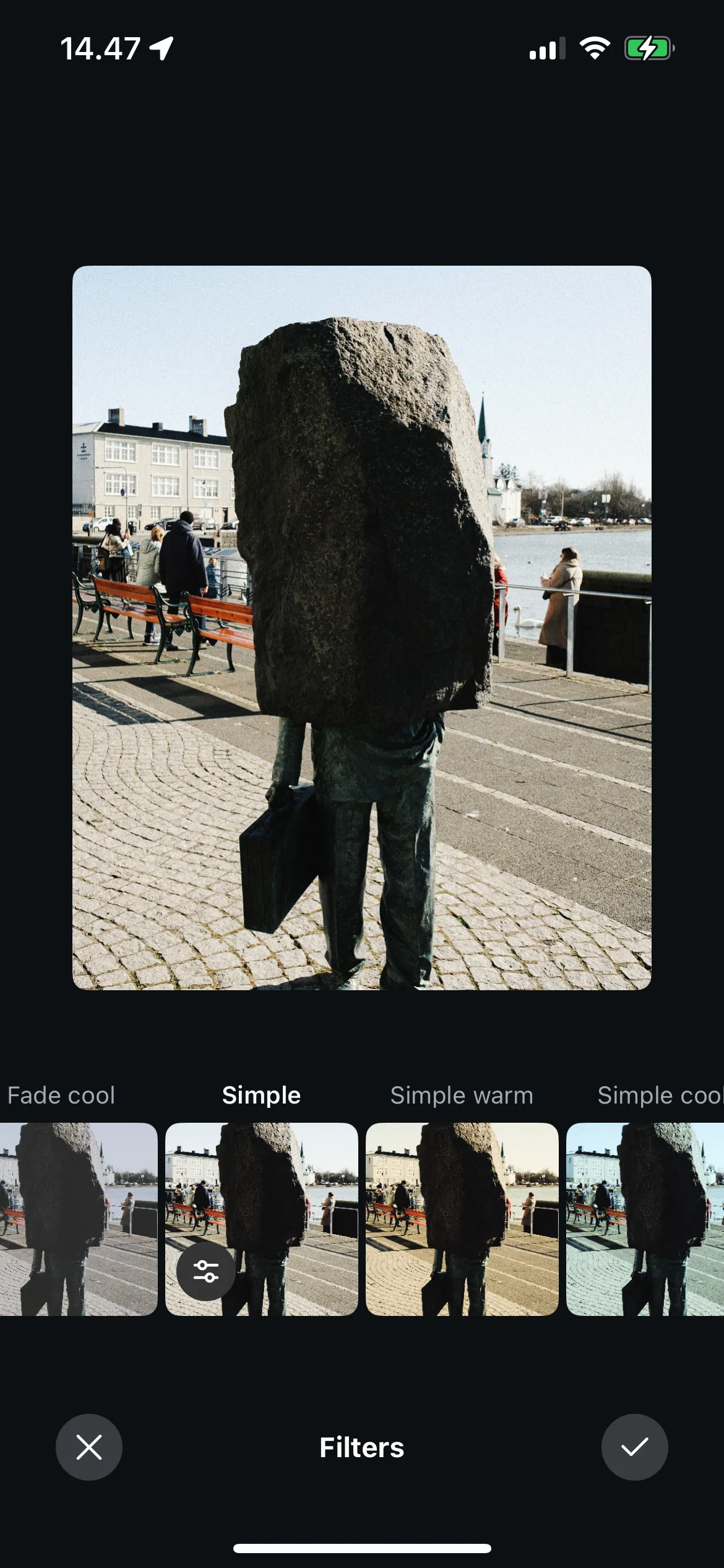 Hình ảnh mẫu khi sử dụng bộ lọc Simple trên Instagram, giúp tăng tương phản, phơi sáng và độ sáng nhẹ, lý tưởng cho ảnh chân dung