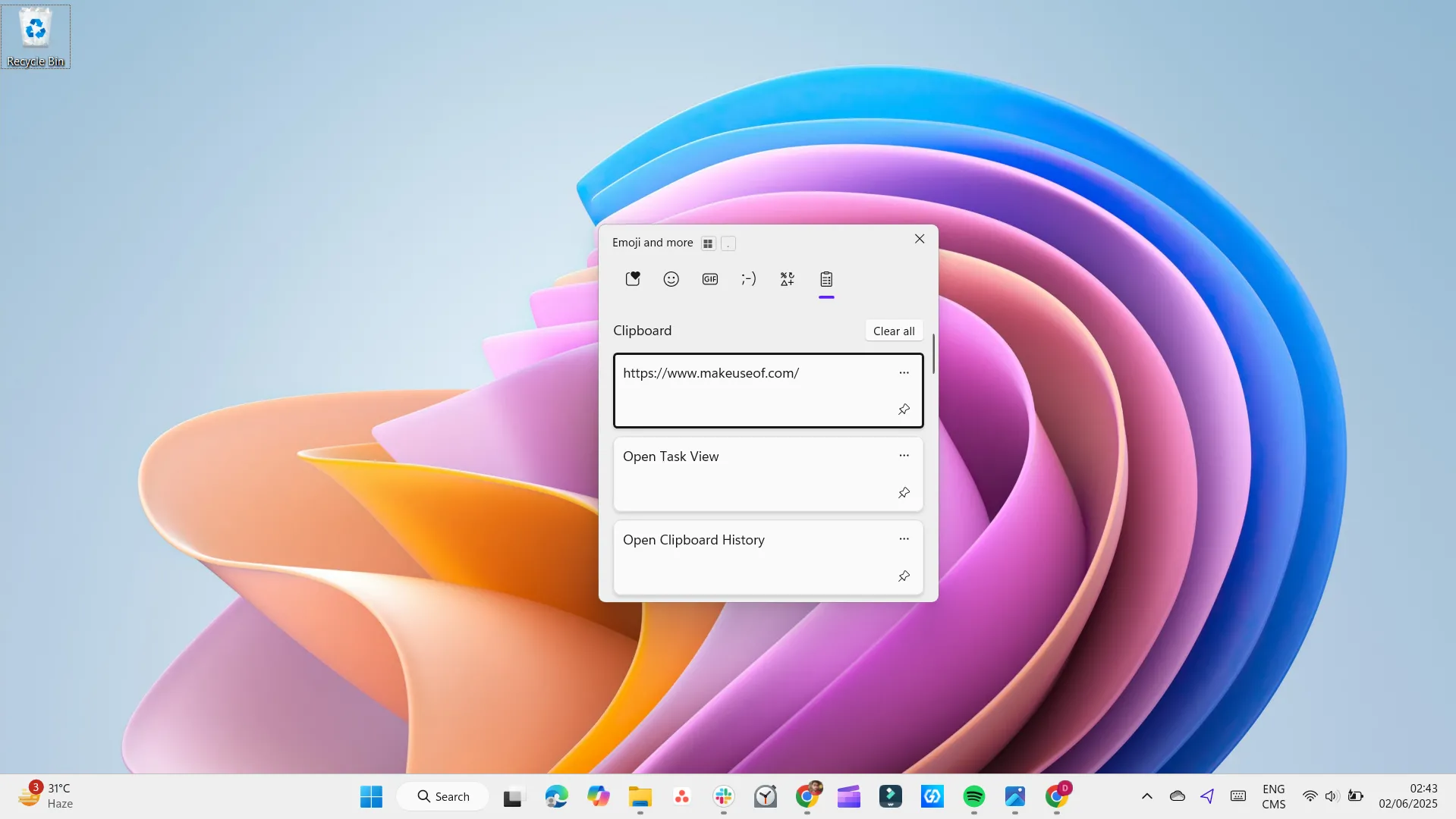Hình ảnh minh họa giao diện Lịch sử Bộ nhớ Tạm (Clipboard History) trên máy tính Windows, hiển thị danh sách các mục đã được sao chép gần đây.