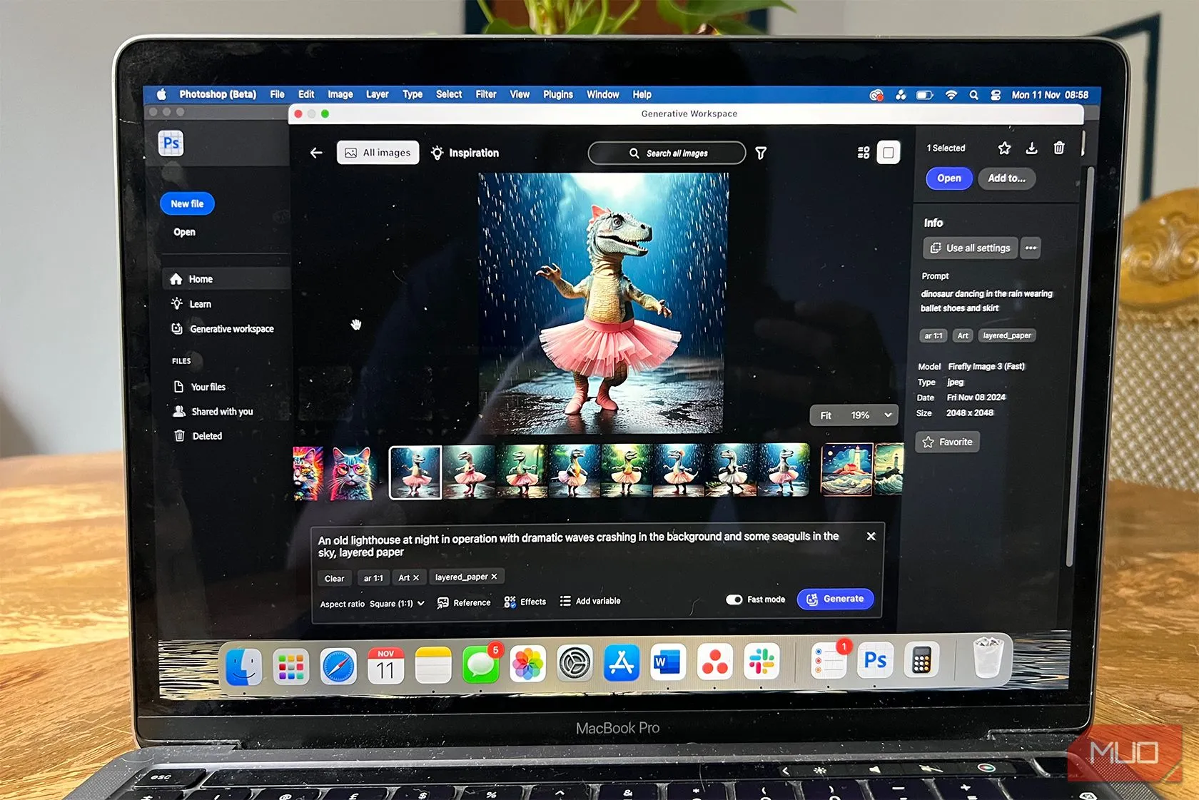 Hình ảnh thể hiện không gian làm việc Generative Workspace beta của Photoshop với tùy chọn tạo biến thể hình ảnh.