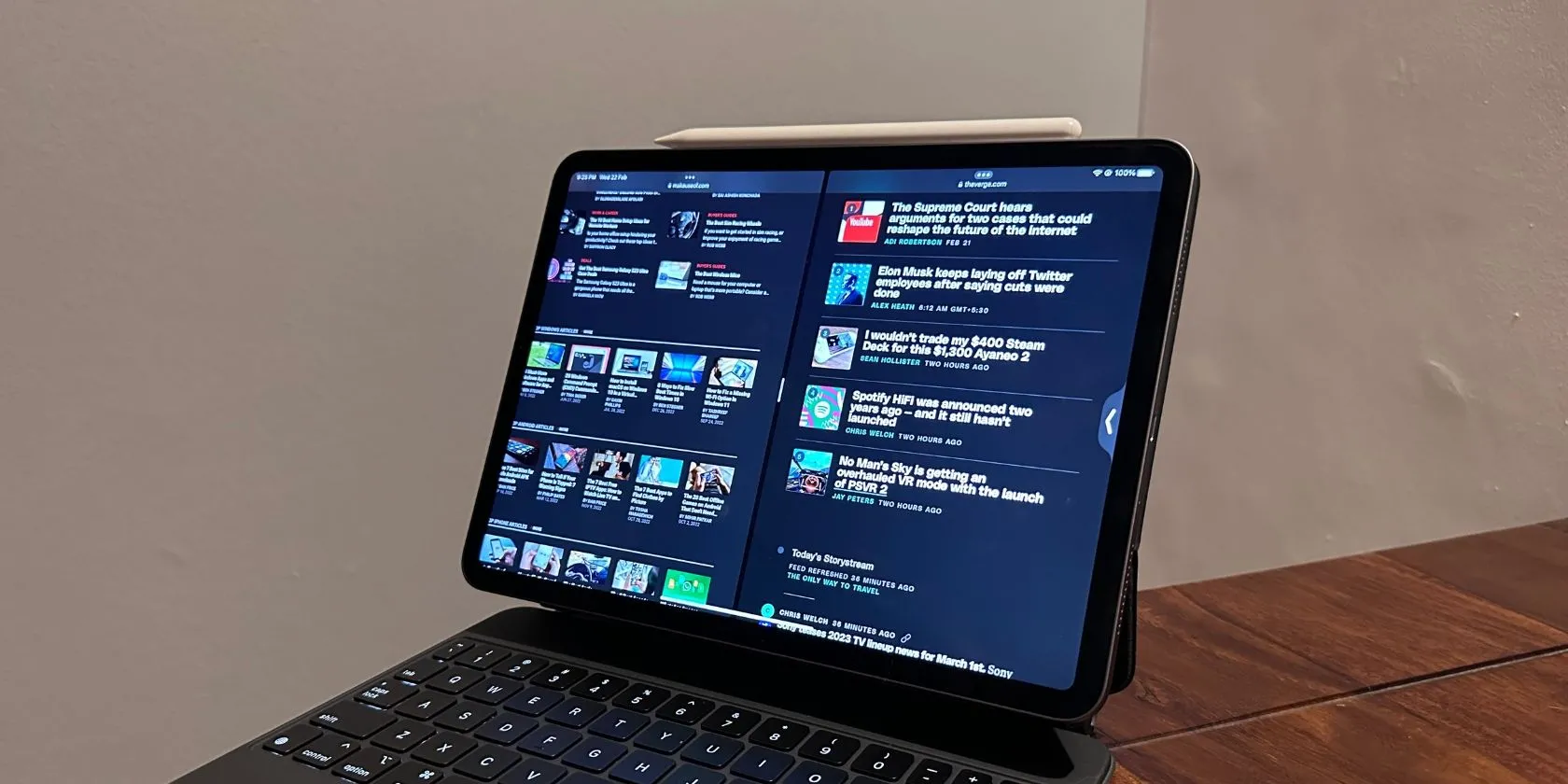 iPad Pro hiển thị chế độ chia đôi màn hình (Split View) với nhiều cửa sổ ứng dụng
