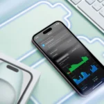 iPhone hiển thị biểu tượng pin và mức sử dụng pin, minh họa cơ chế quản lý hiệu suất điện thoại.