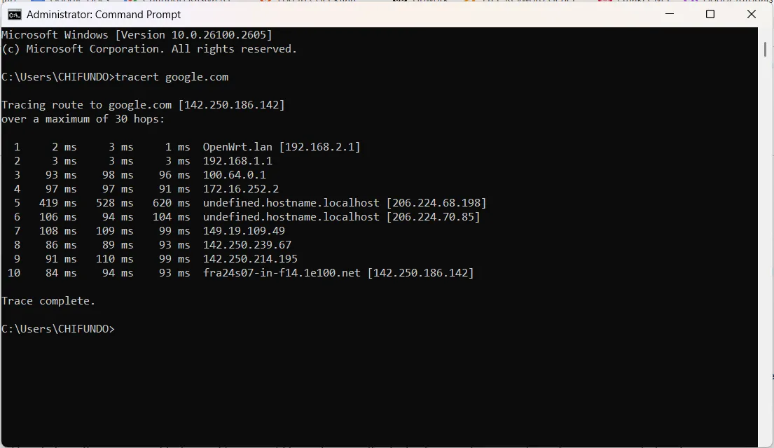 Kết quả của lệnh tracert khi theo dõi đường đi dữ liệu đến google.com trong Command Prompt.