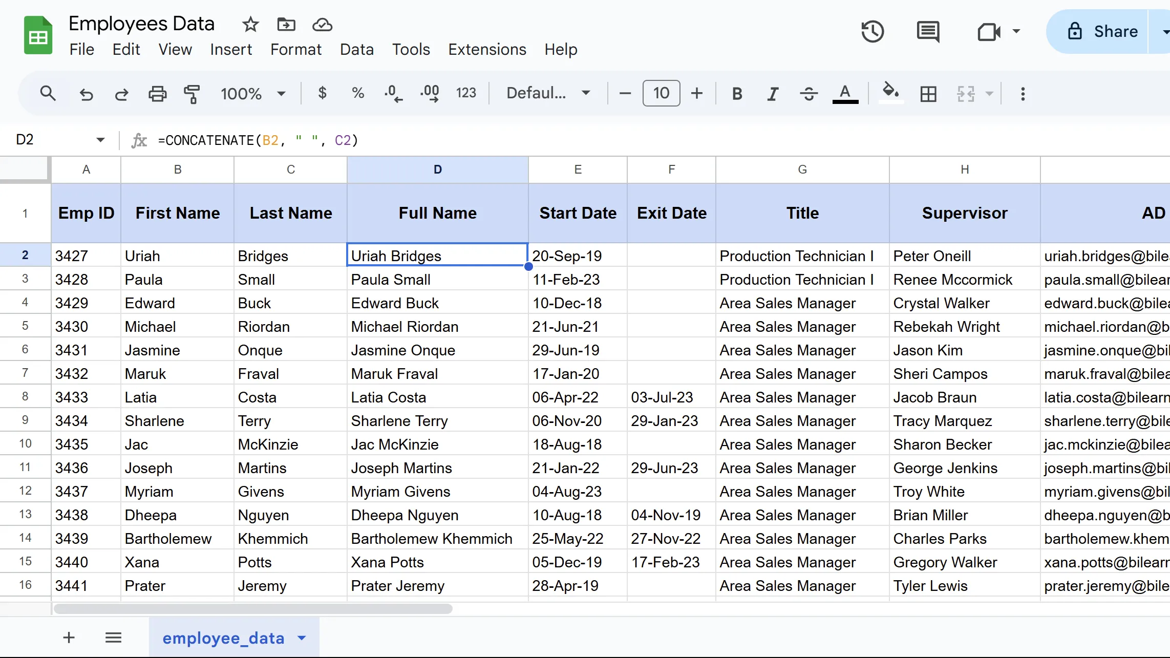 Kết quả hàm CONCATENATE trong Google Sheets minh họa cách ghép nối giá trị từ ô B2 và C2 với một khoảng trắng ở giữa.