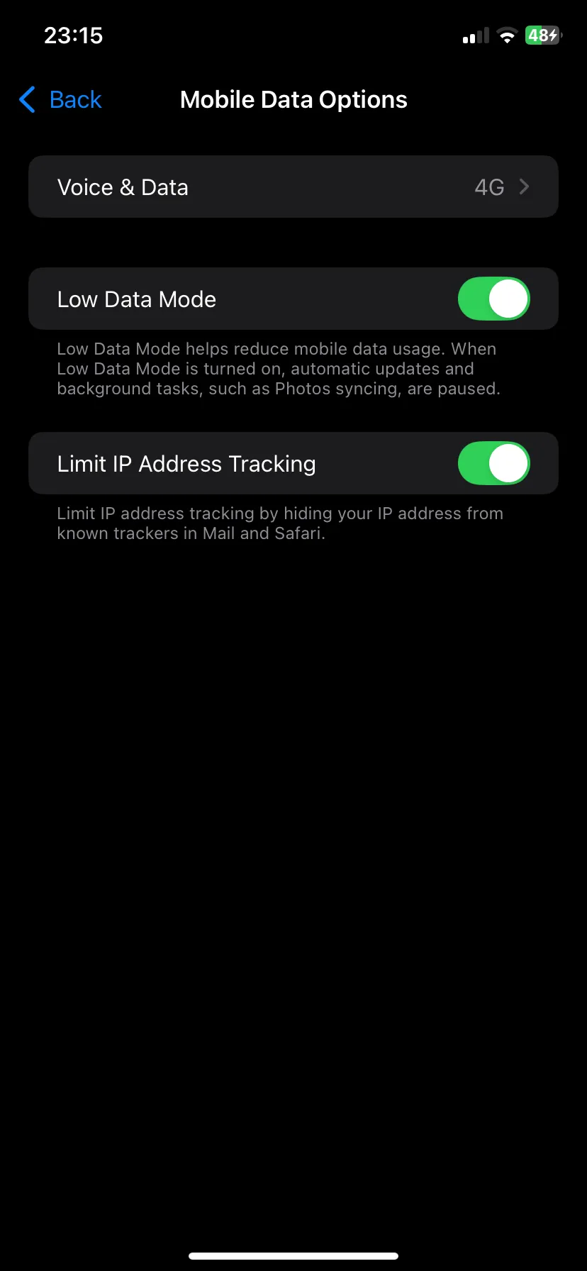Kích hoạt chế độ dữ liệu thấp Low Data Mode trên iOS nhằm tiết kiệm 4G khi dùng điểm truy cập cá nhân
