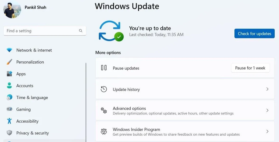 Kiểm tra và cài đặt các bản cập nhật hệ thống và driver tùy chọn trên Windows 11