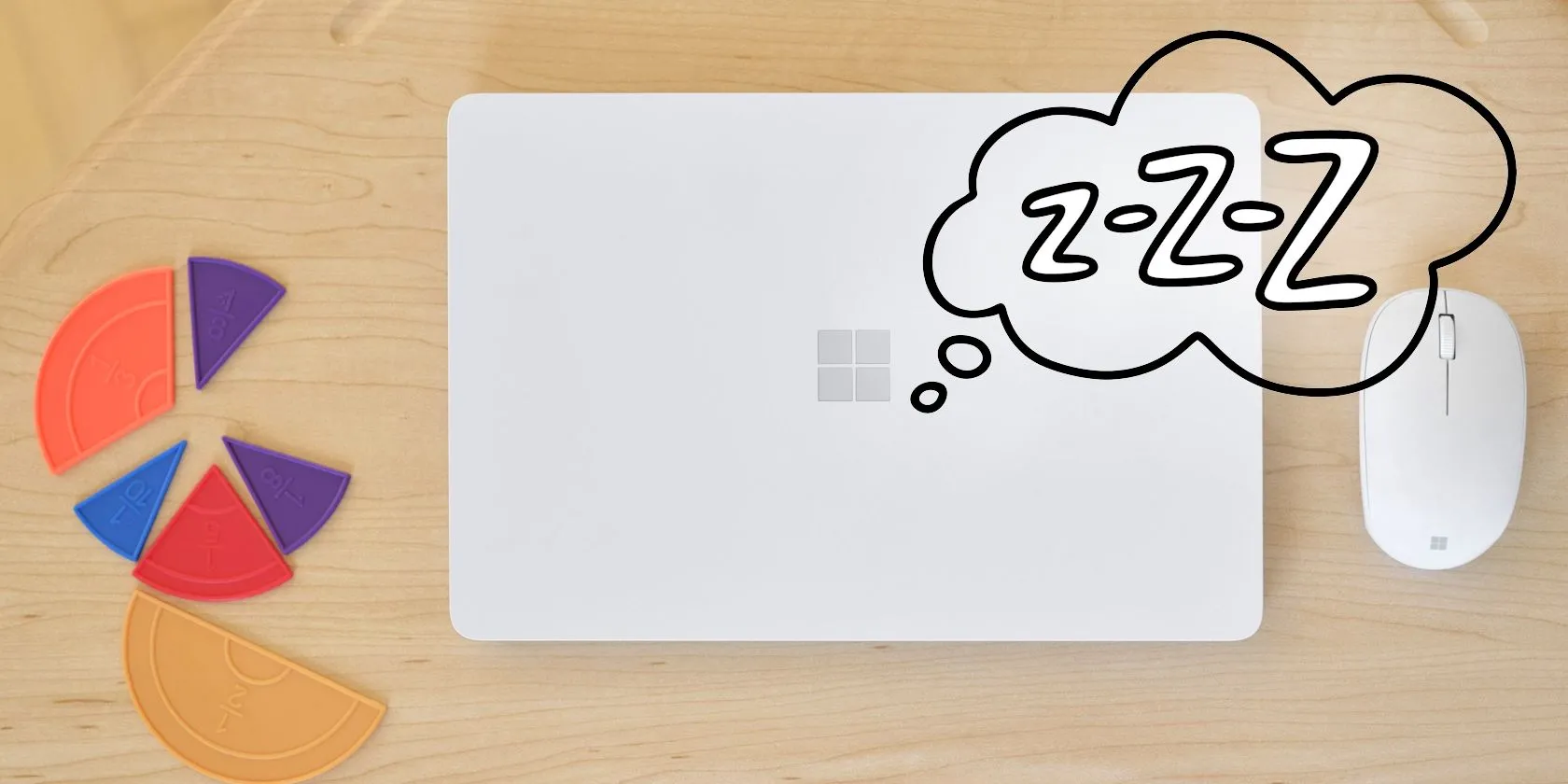 Laptop Windows đã gập với biểu tượng chế độ ngủ Zzz