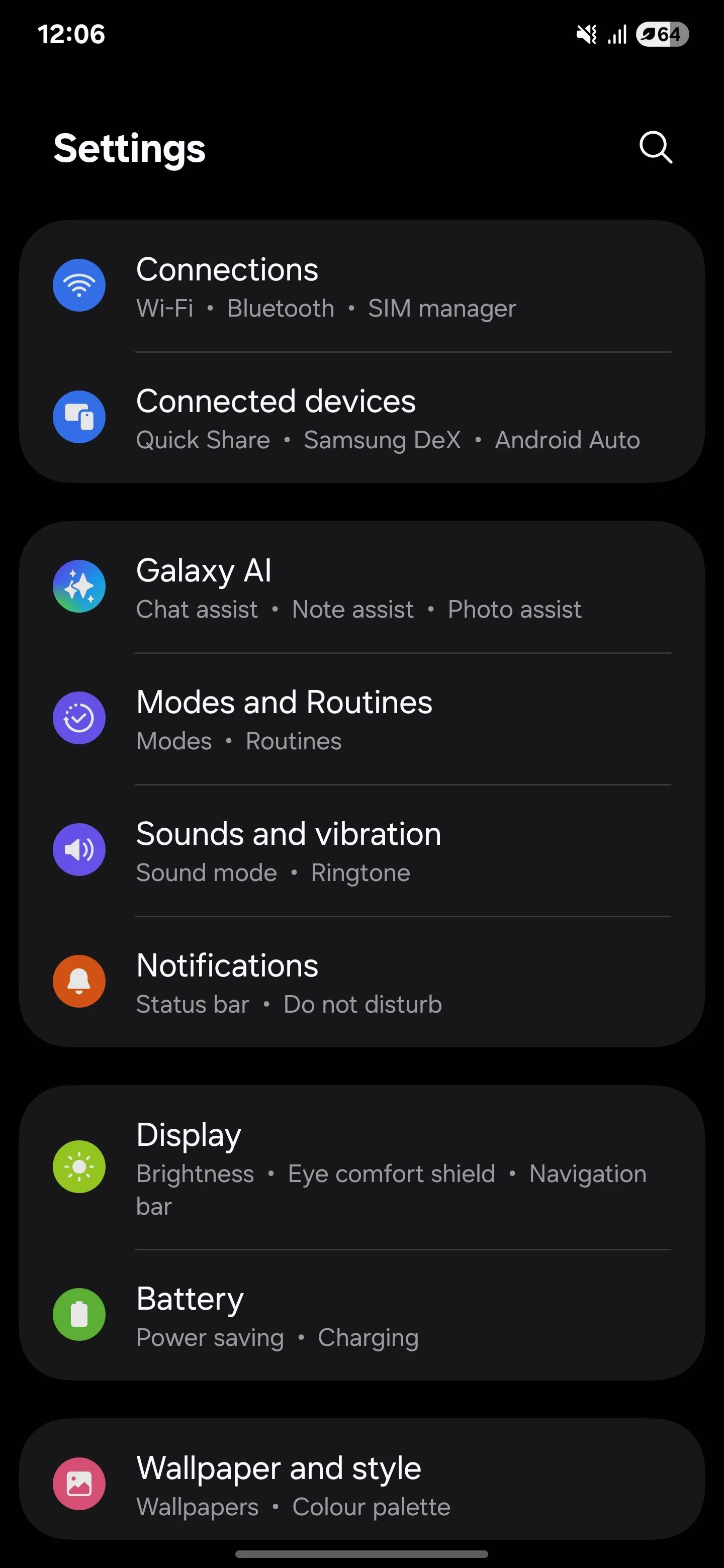 Màn hình cài đặt chính trên Samsung S25 Ultra, mở đầu cho việc tùy chỉnh thông báo.