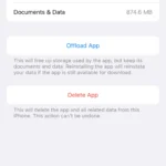 Màn hình cài đặt dung lượng iPhone hiển thị mức sử dụng của ứng dụng Clash of Clans, minh họa việc kiểm tra và gỡ bỏ ứng dụng không dùng để giải phóng bộ nhớ iPhone.