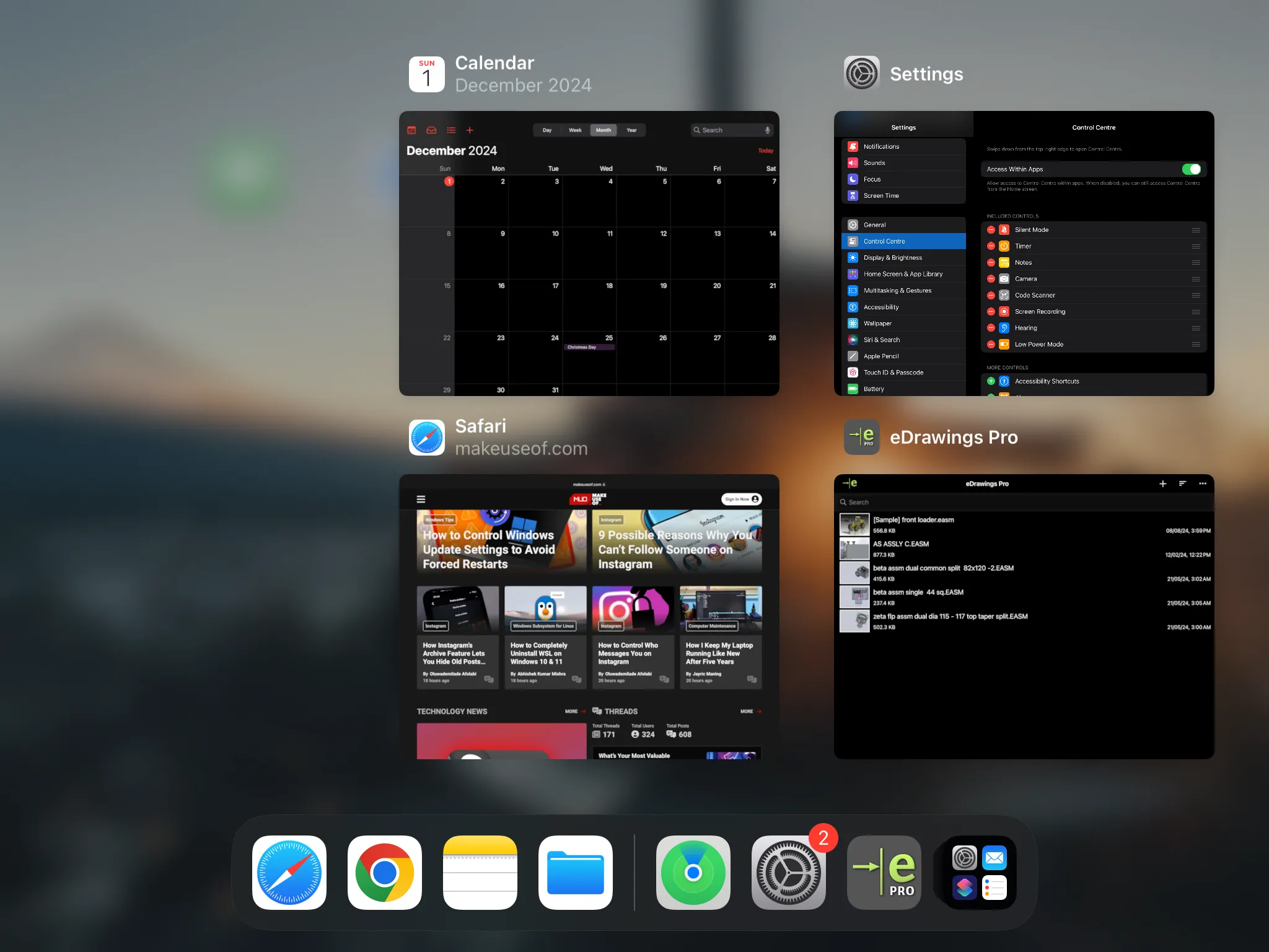 Màn Hình Chuyển Đổi Ứng Dụng iPadOS Với Nhiều Ứng Dụng Đang Mở