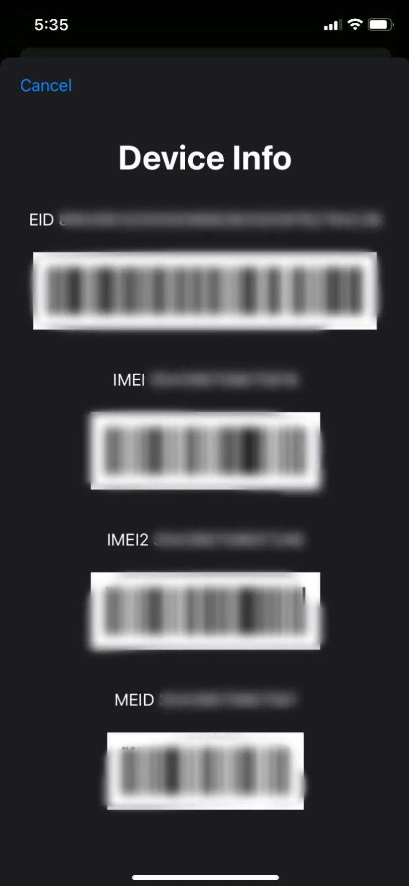 Màn hình điện thoại iPhone hiển thị số IMEI và các thông tin phần cứng khác sau khi nhập mã *#06#, minh họa cách tra cứu nhanh.