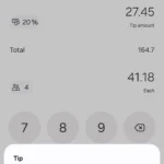Màn hình ứng dụng Máy tính Samsung đang tính tiền tip và chia hóa đơn