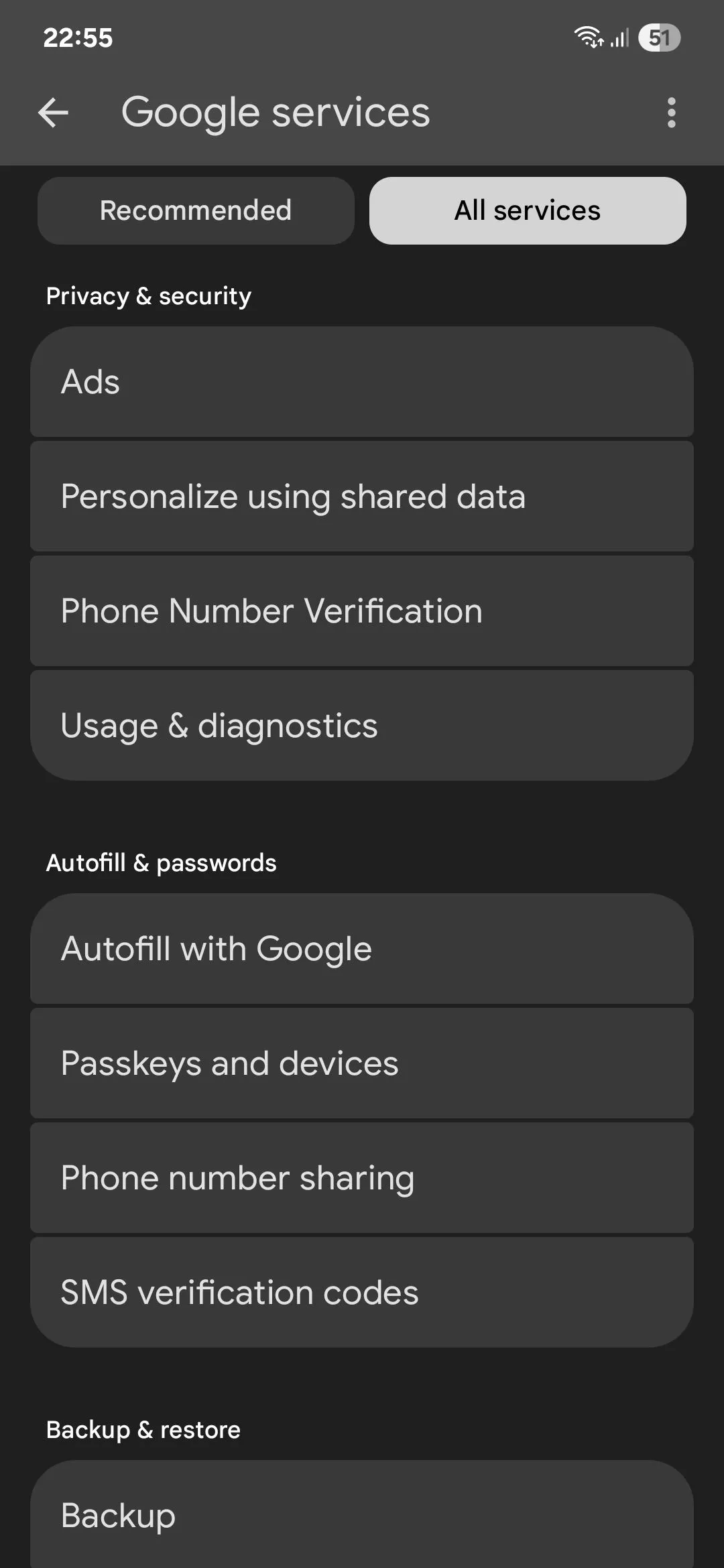 Menu các dịch vụ Google trên điện thoại Android, cho phép truy cập cài đặt quảng cáo.