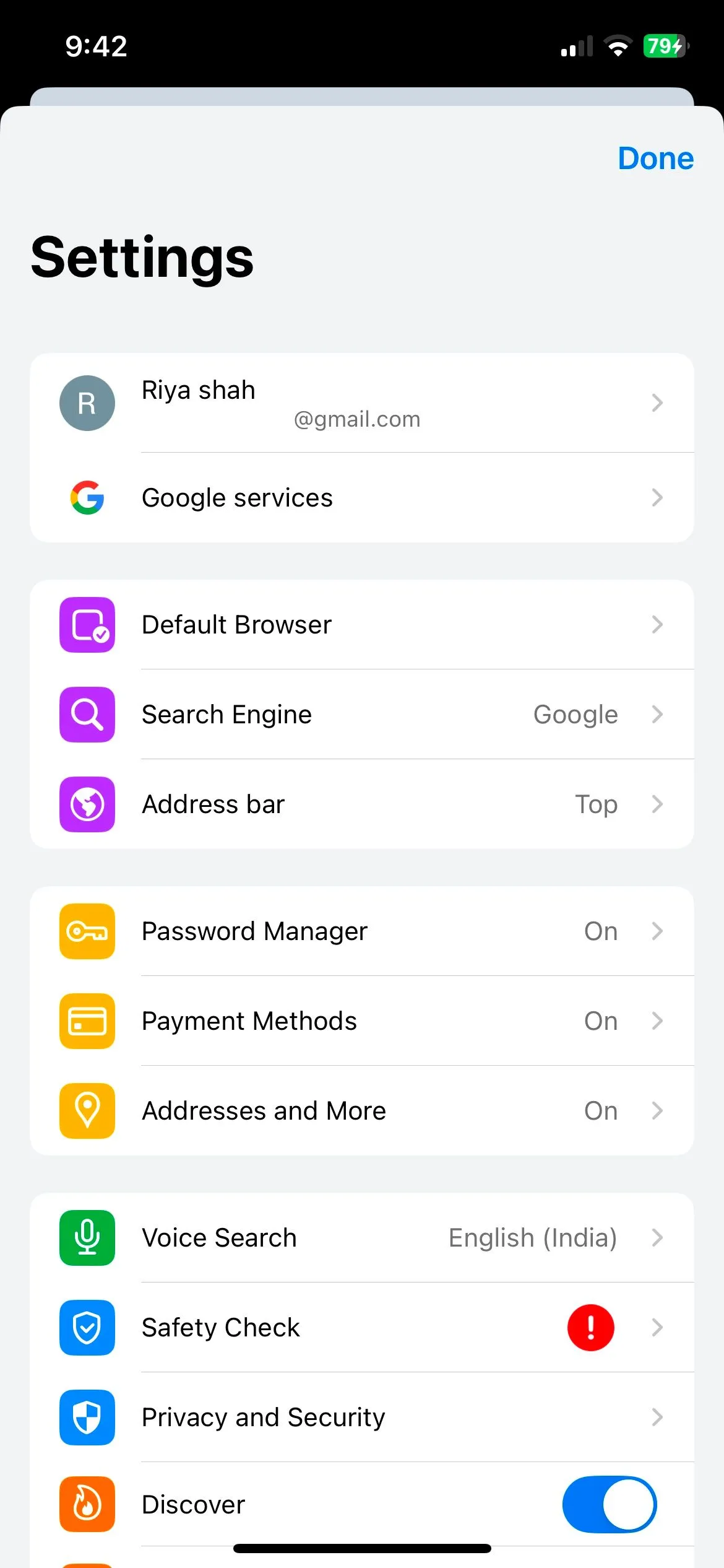 Menu cài đặt của Chrome trên hệ điều hành iOS hiển thị các tùy chọn cấu hình