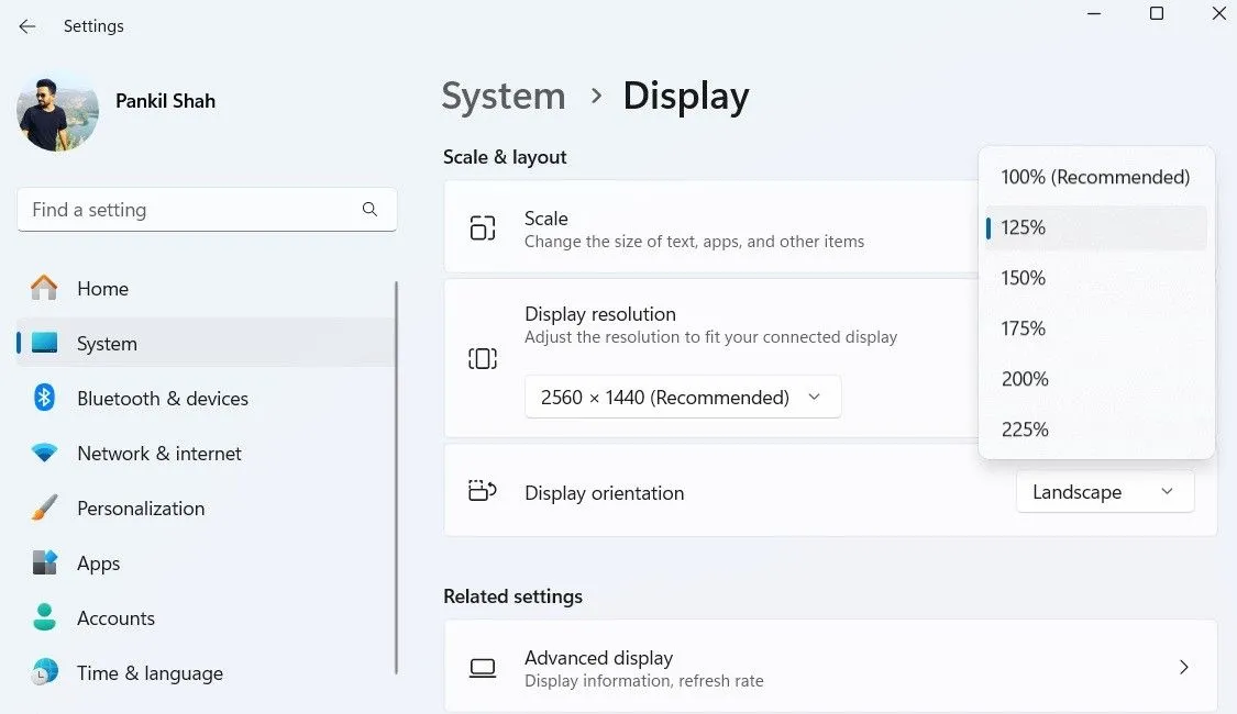 Menu Cài đặt tỷ lệ hiển thị trong Windows 11