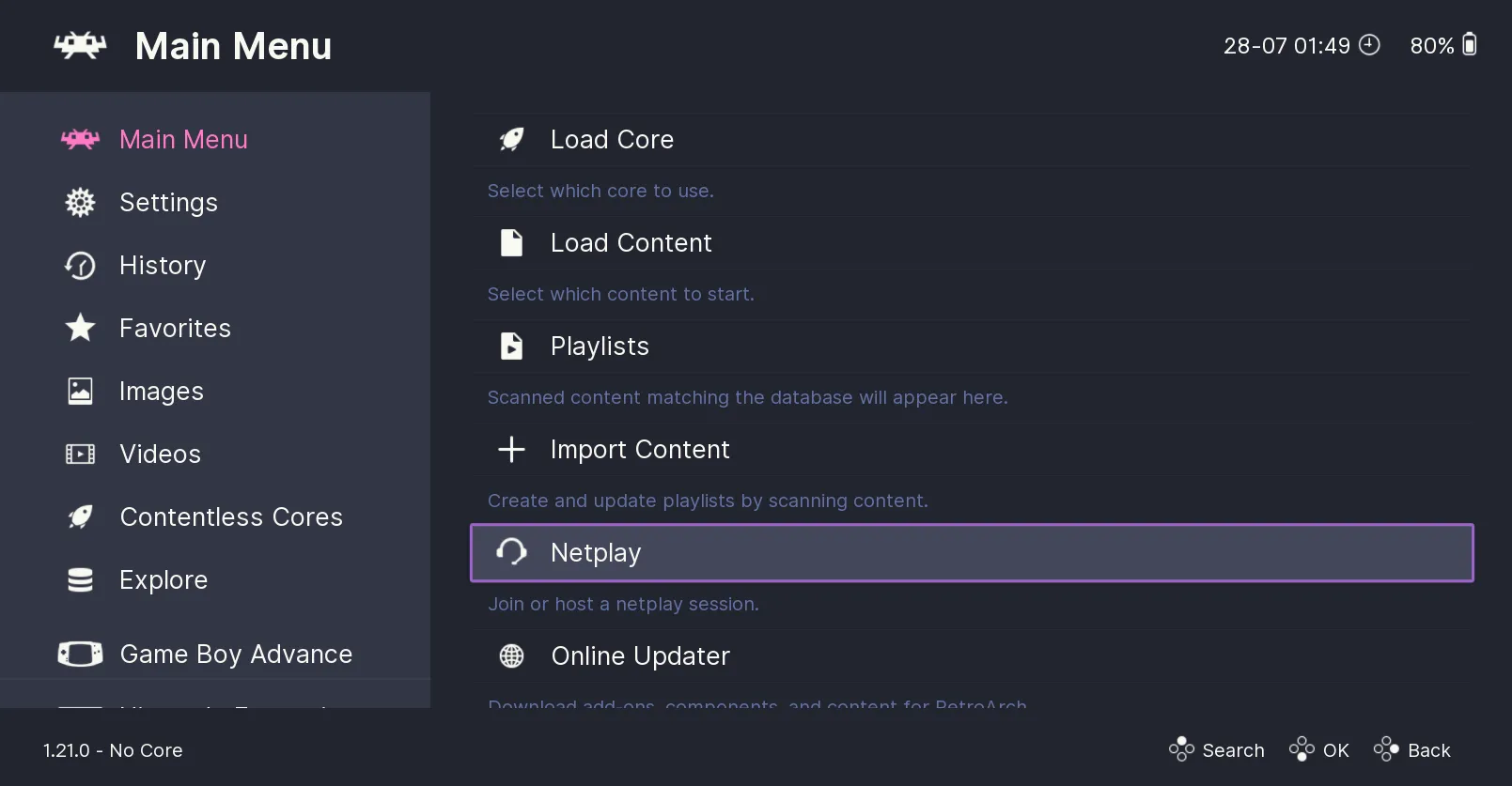 Menu chính của ứng dụng RetroArch với các tùy chọn quan trọng như Load Core và Load Content