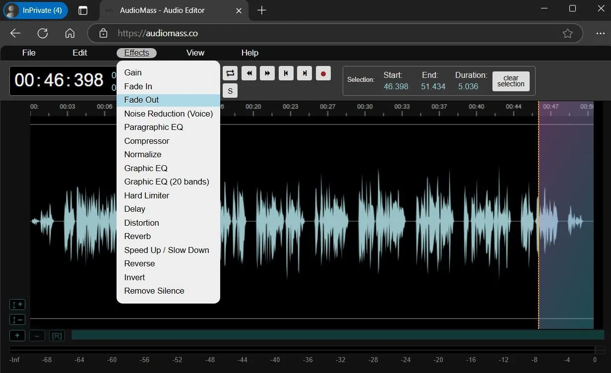 Menu Effects trong trình chỉnh sửa AudioMass hiển thị tùy chọn Fade Out được chọn để áp dụng cho đoạn âm thanh.