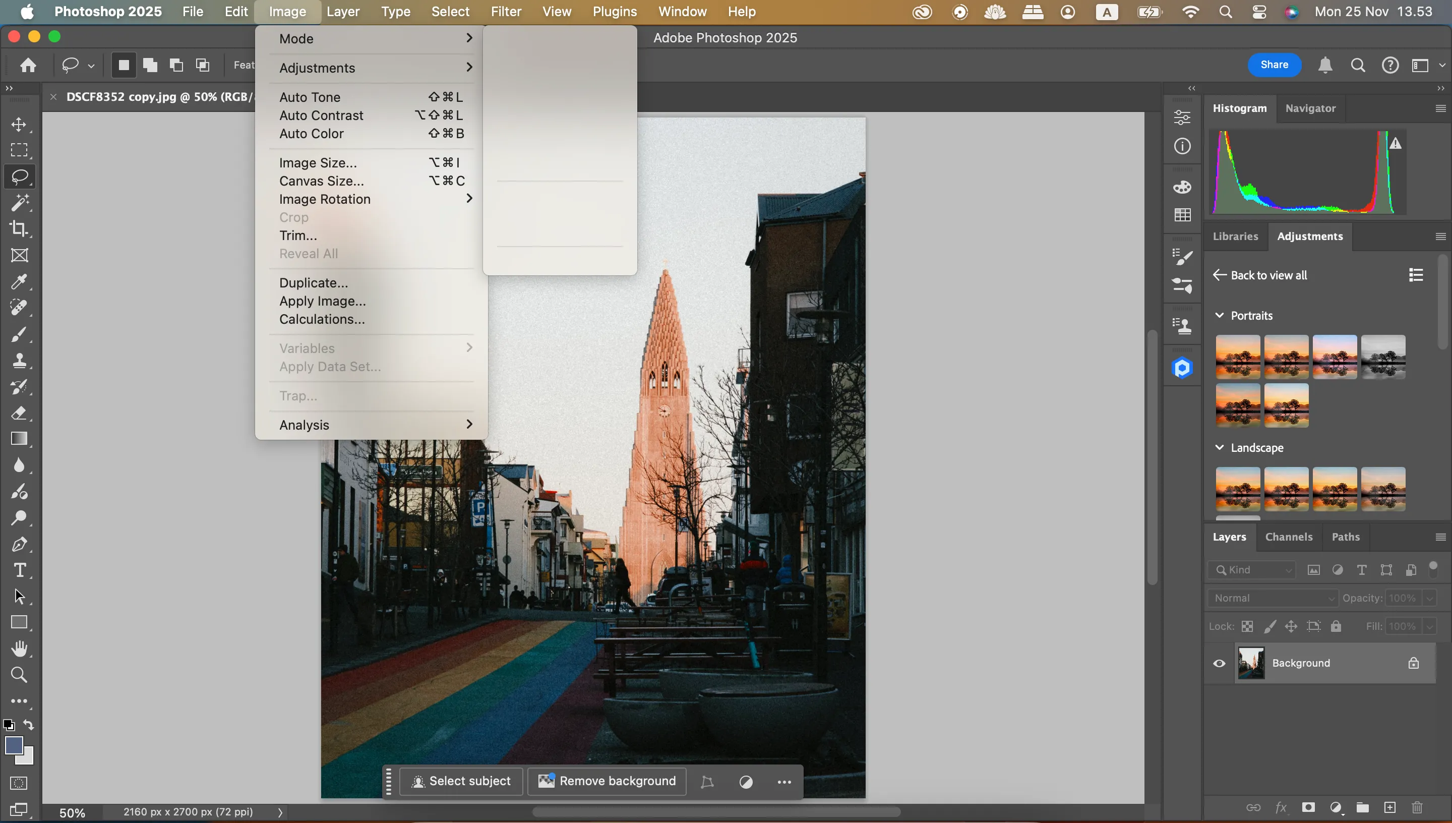 Menu Image &gt; Mode hiển thị các tùy chọn chế độ màu, chọn RGB Color trong Adobe Photoshop