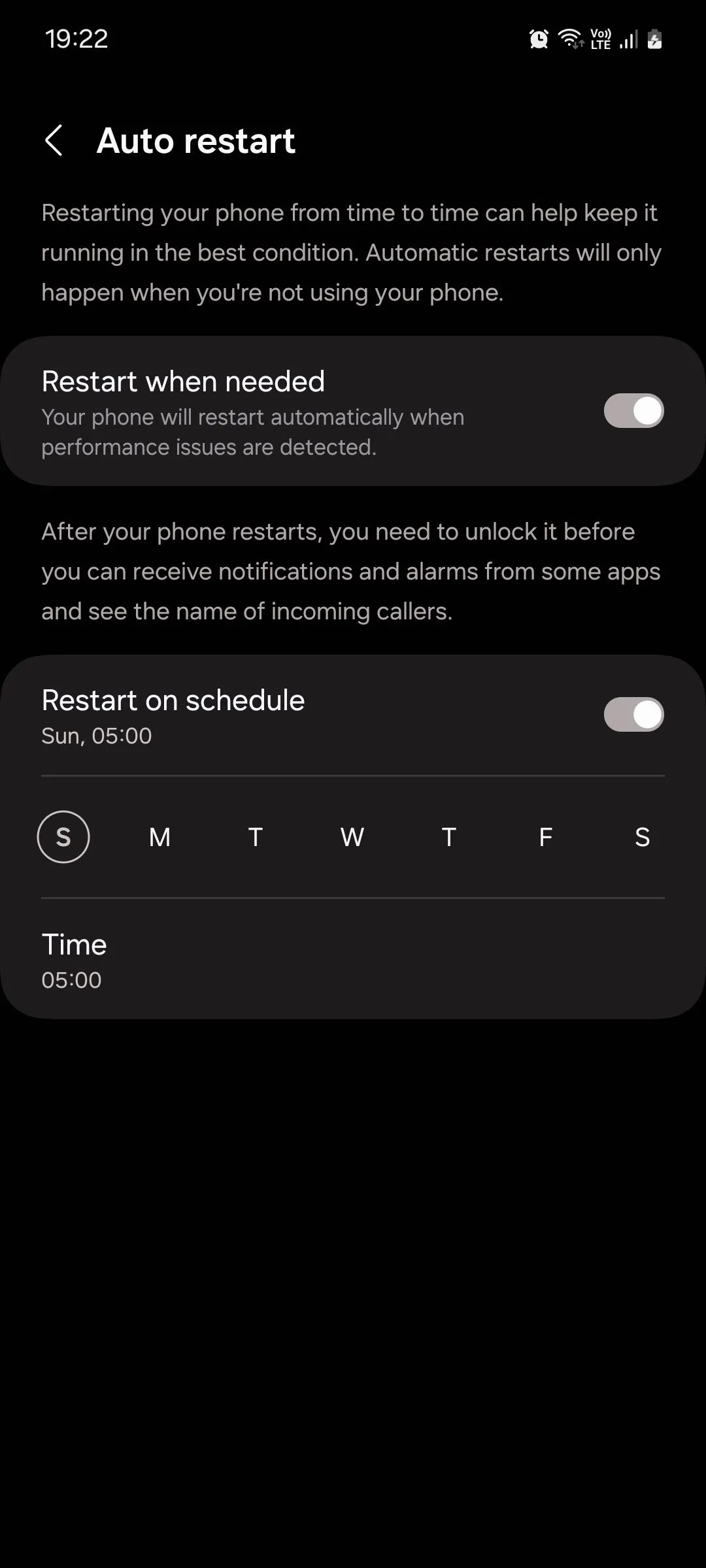 Menu Tự động khởi động lại trên điện thoại Samsung One UI với tùy chọn lên lịch bật