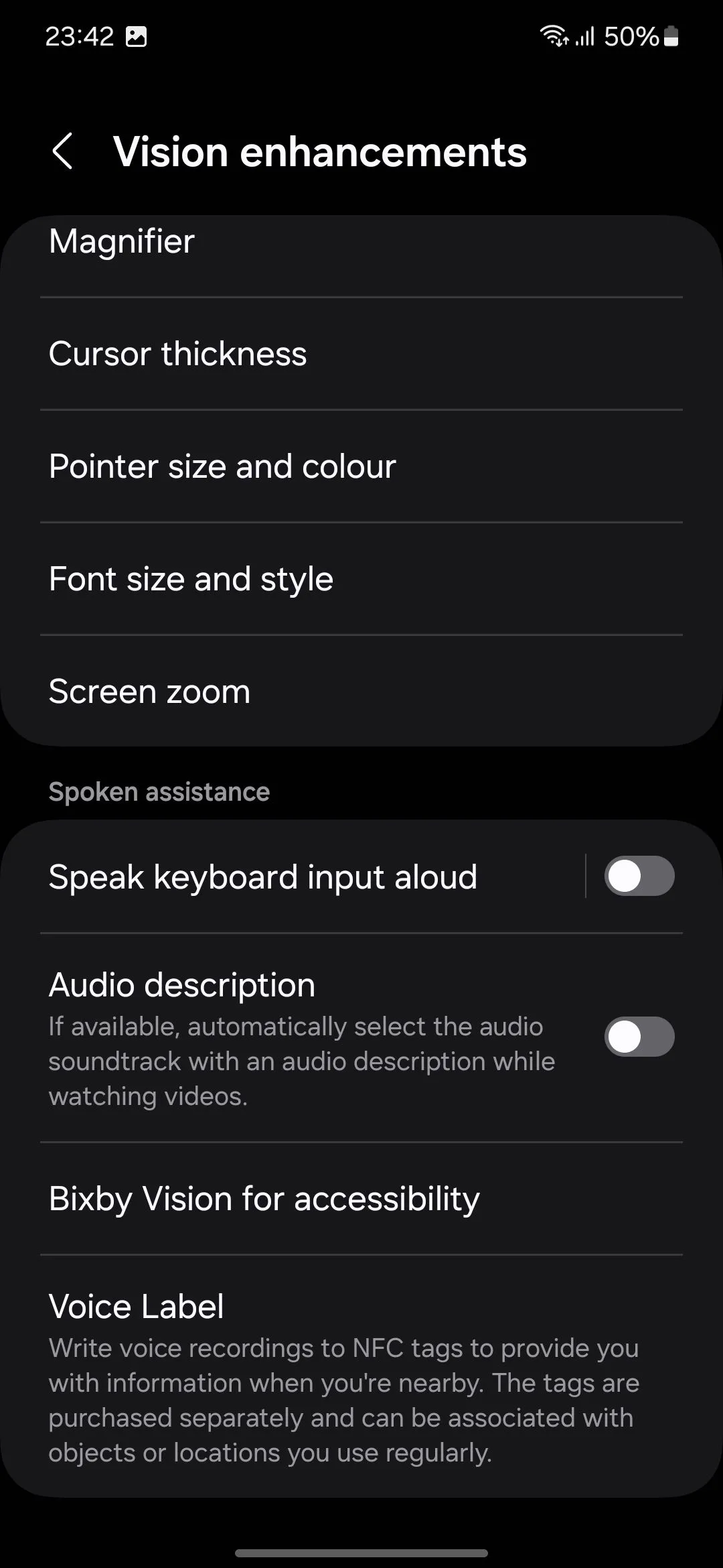 Menu tùy chọn Hỗ trợ tiếp cận trên điện thoại Samsung, nơi bạn có thể tìm thấy các cài đặt nâng cao thị giác như Bixby Vision.