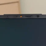 Nắp che webcam tích hợp trên laptop ASUS Vivobook S 15 OLED