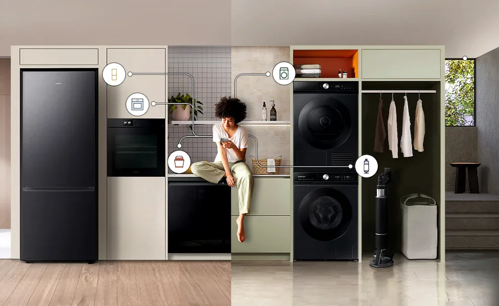Người phụ nữ sử dụng các thiết bị thông minh trong căn bếp hiện đại, minh họa môi trường nhà thông minh.