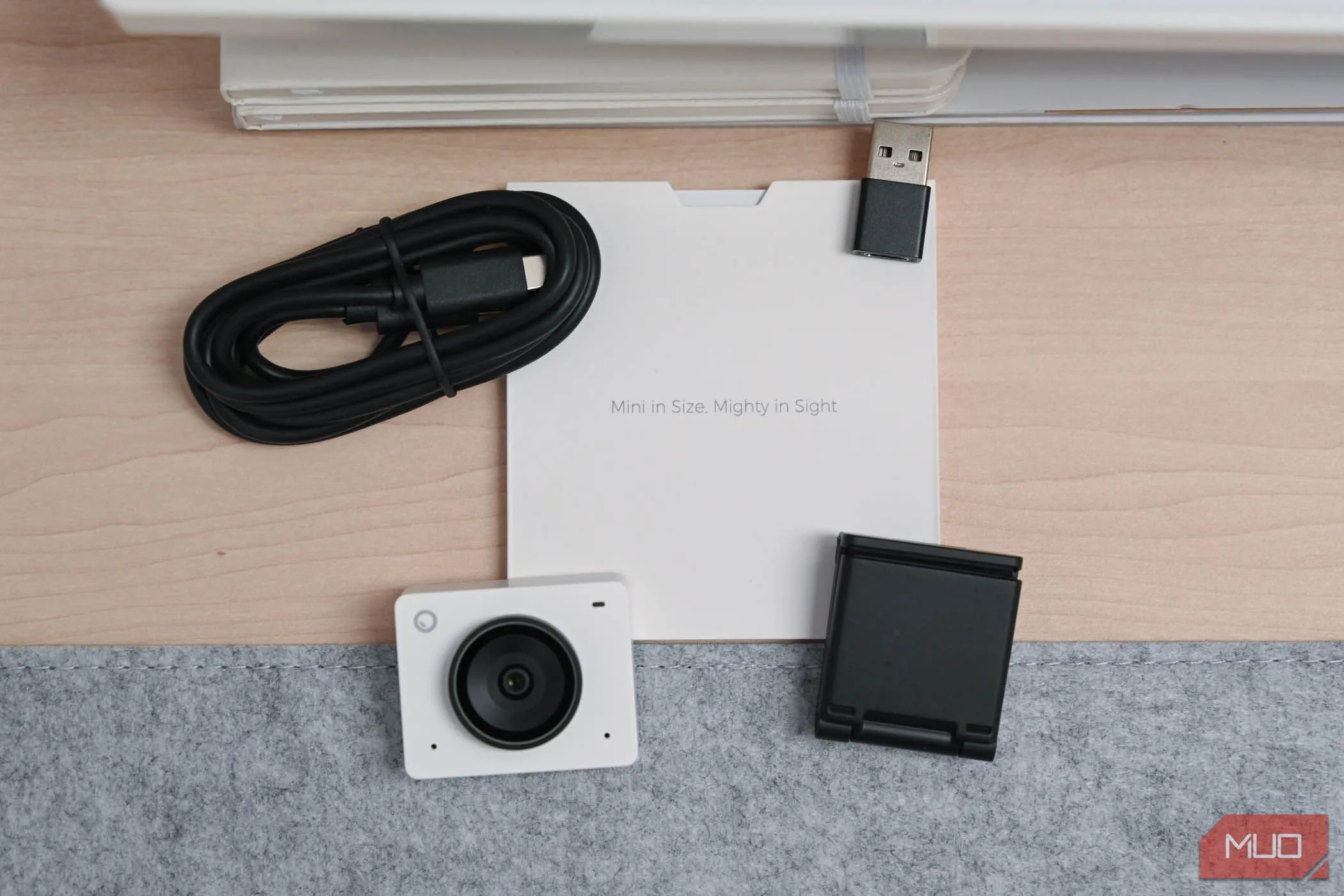 Nội dung hộp OBSBOT Meet 2