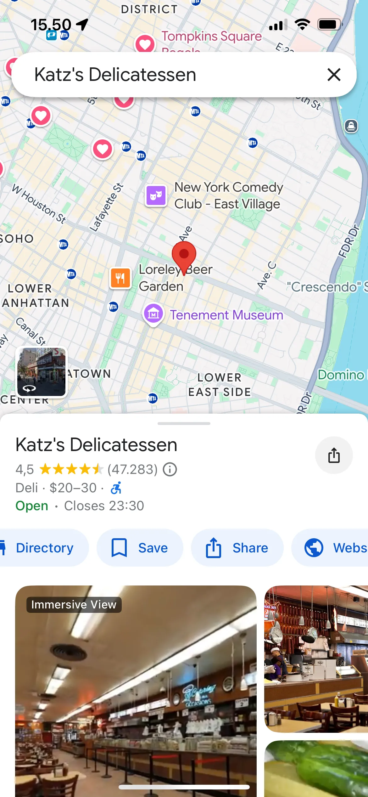 Nút Lưu (Save) trong Google Maps khi muốn lưu một địa điểm yêu thích