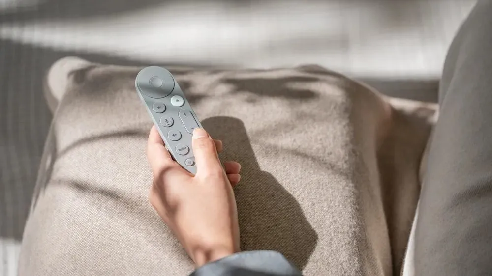 Remote Google TV Streamer: Thiết kế cải tiến và nút bấm tiện lợi