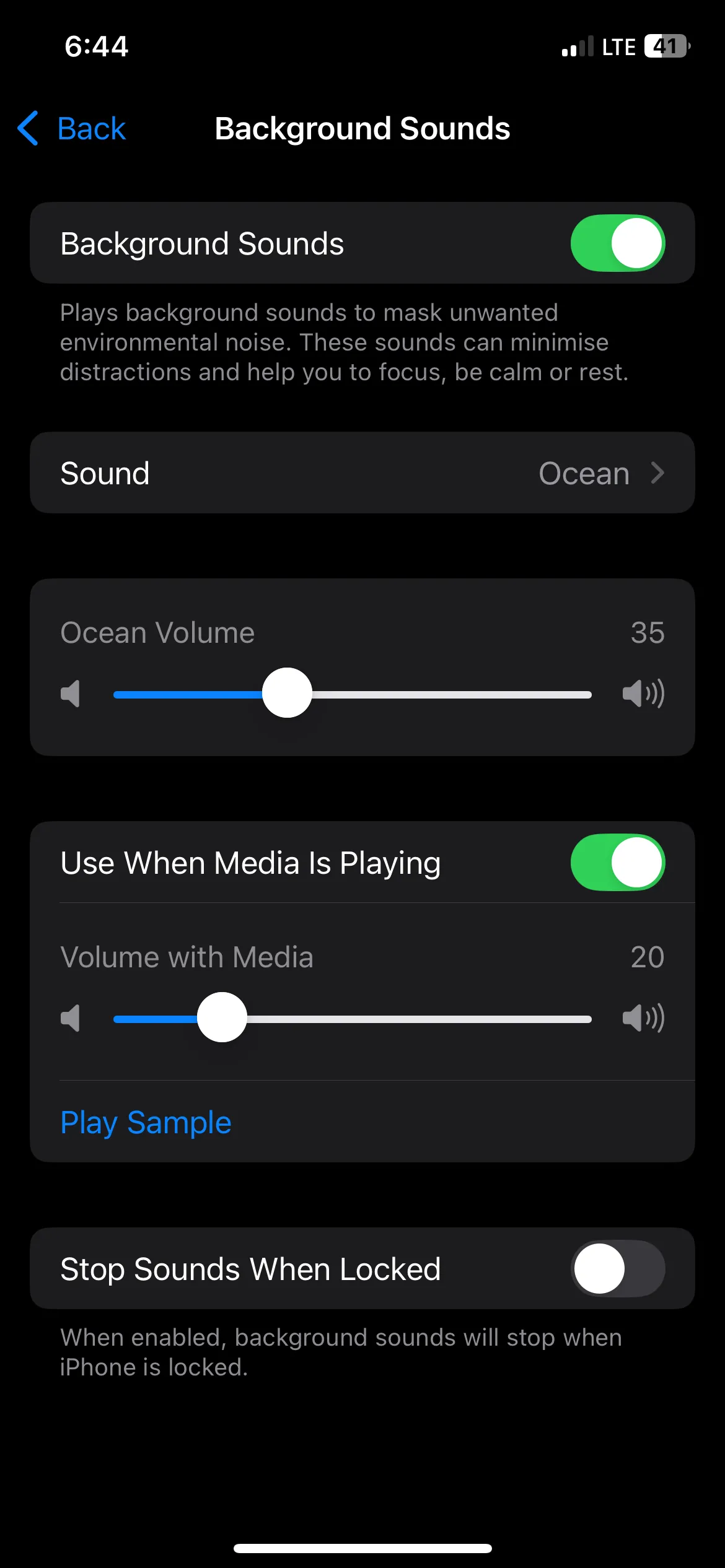 Thay đổi âm thanh nền sang âm thanh Đại dương trong cài đặt Âm thanh &amp; Hình ảnh trên iPhone.