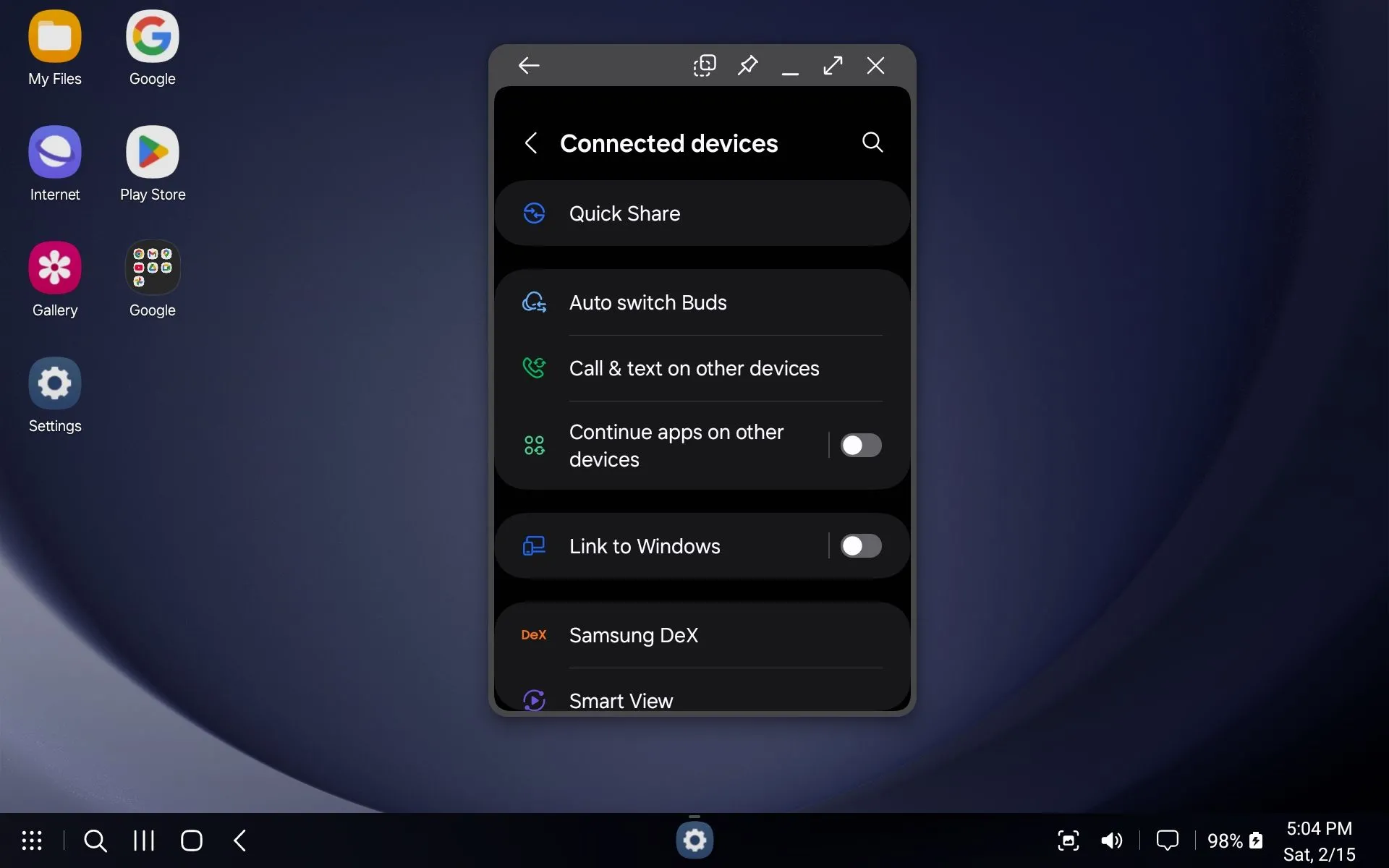 The Samsung DeX UI, with the Settings menu opened.